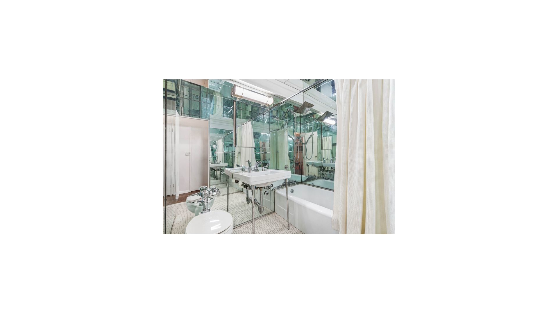 136 East 56th Street Midtown East New York NY 10022