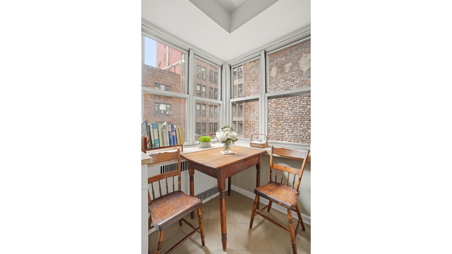 220 Madison Avenue 6R Murray Hill New York NY 10016