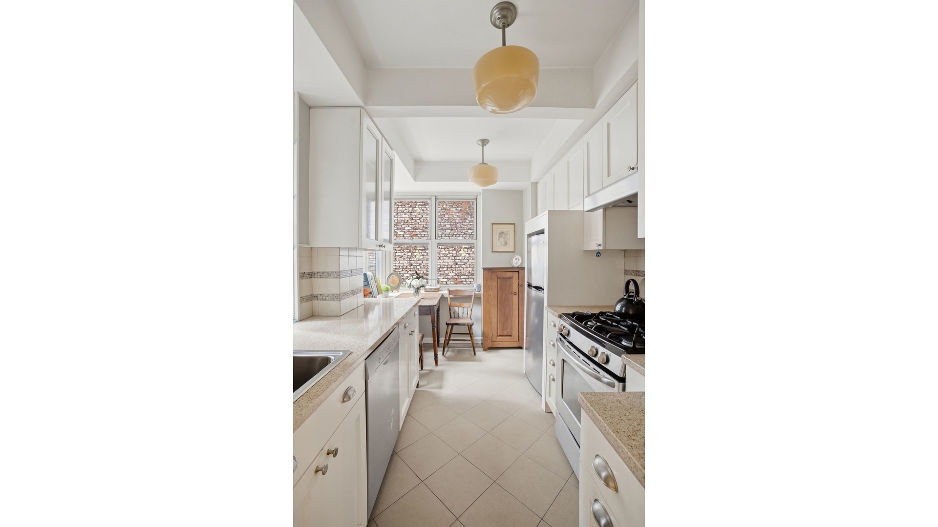 220 Madison Avenue 6R Murray Hill New York NY 10016