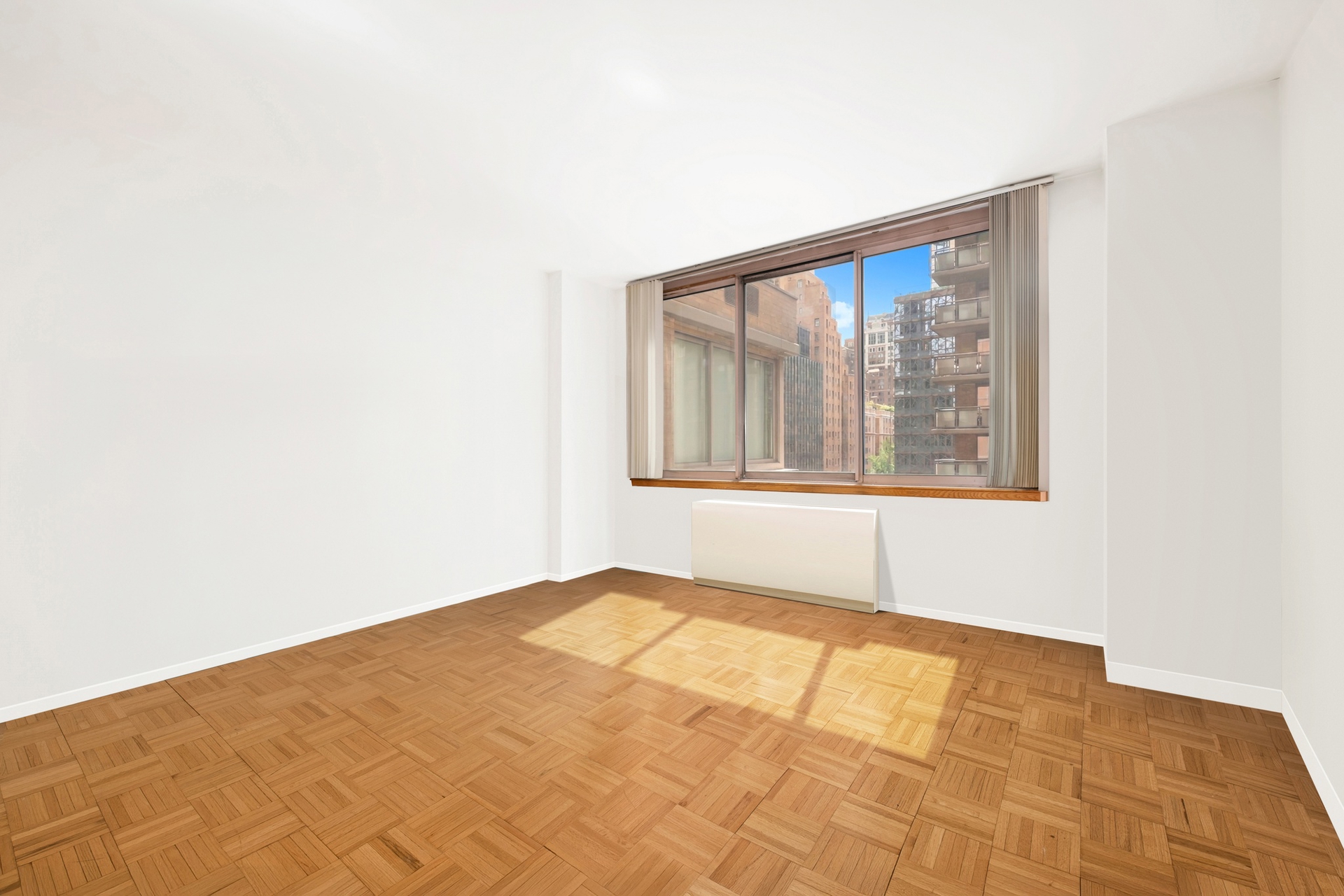 235 East 40th Street 9I Murray Hill New York NY 10016