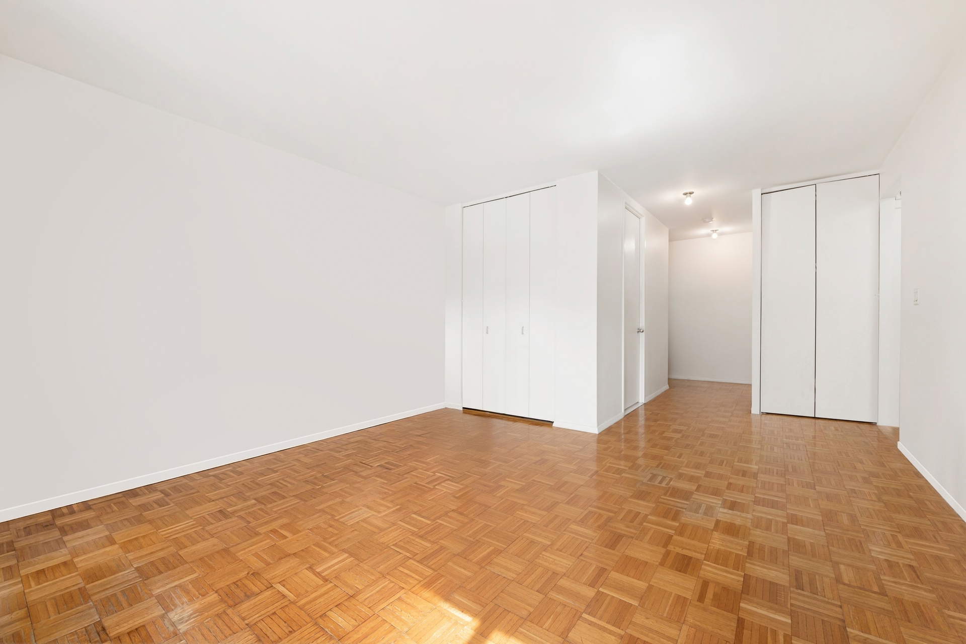 235 East 40th Street 9I Murray Hill New York NY 10016