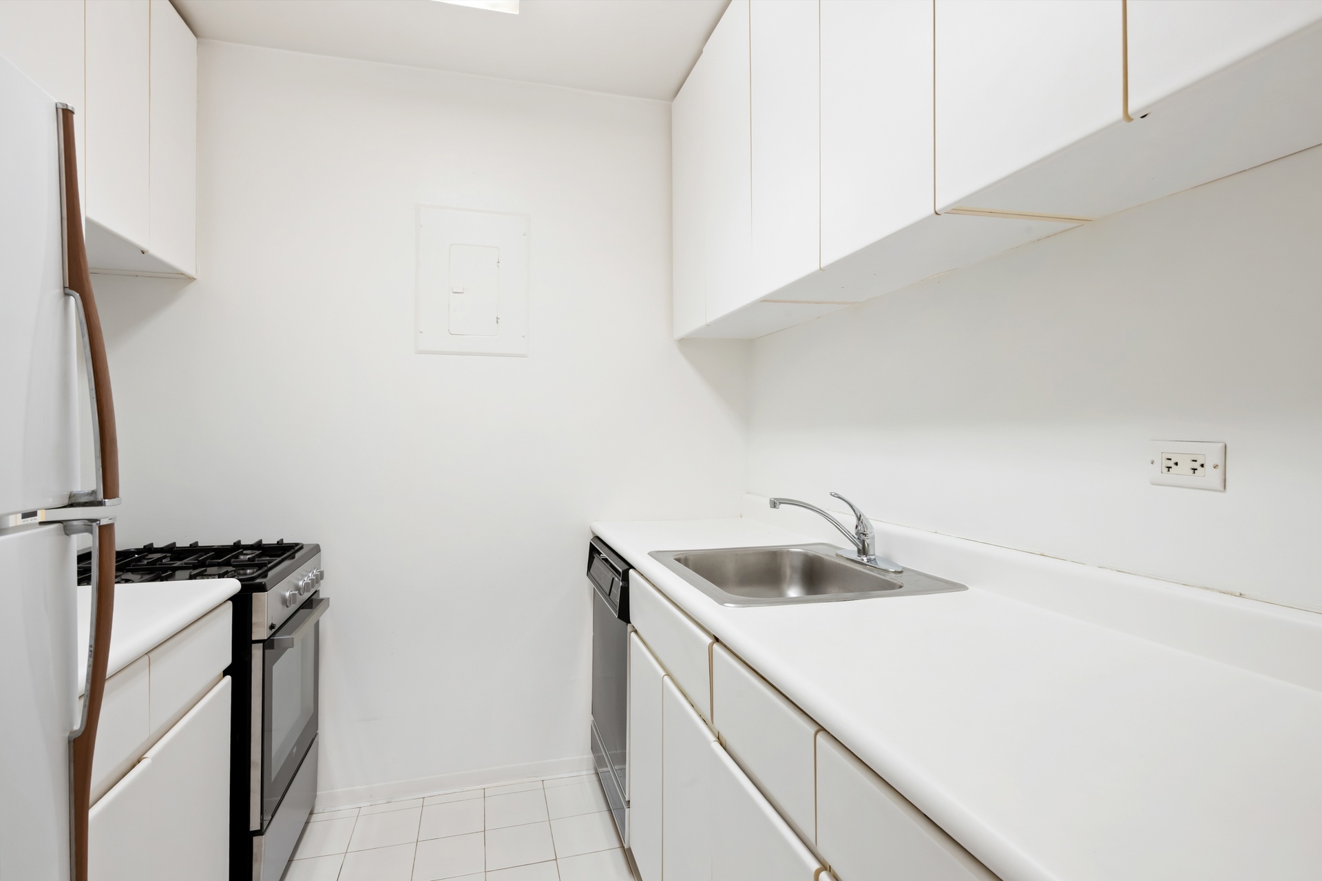 235 East 40th Street 9I Murray Hill New York NY 10016
