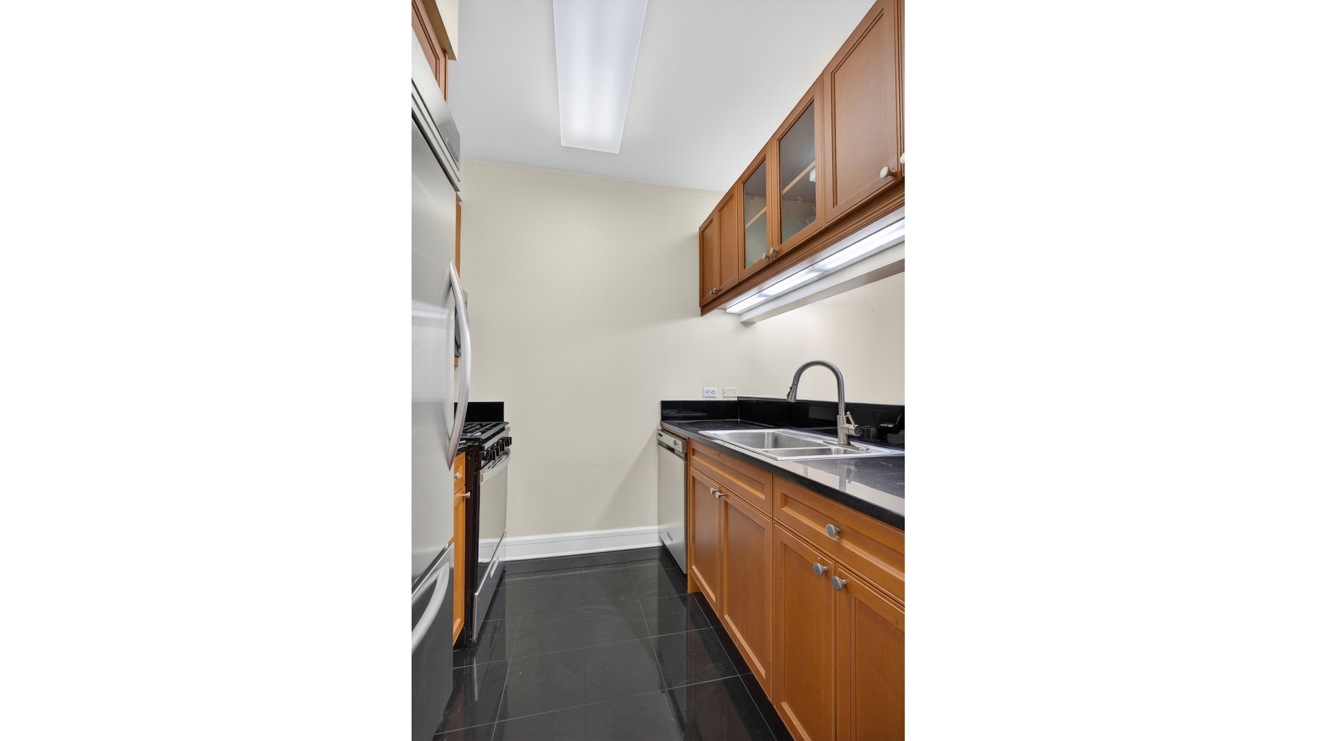 220 Riverside Blvd. 3R Lincoln Square New York NY 10069