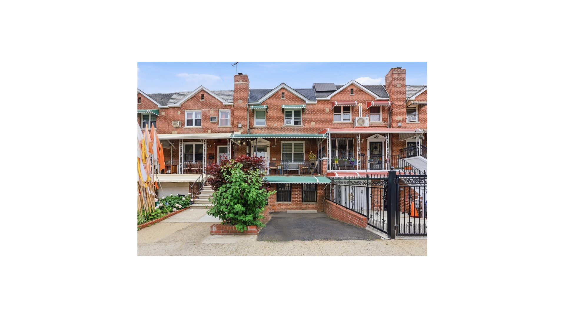 4425 Richardson Avenue Wakefield Bronx NY 10470