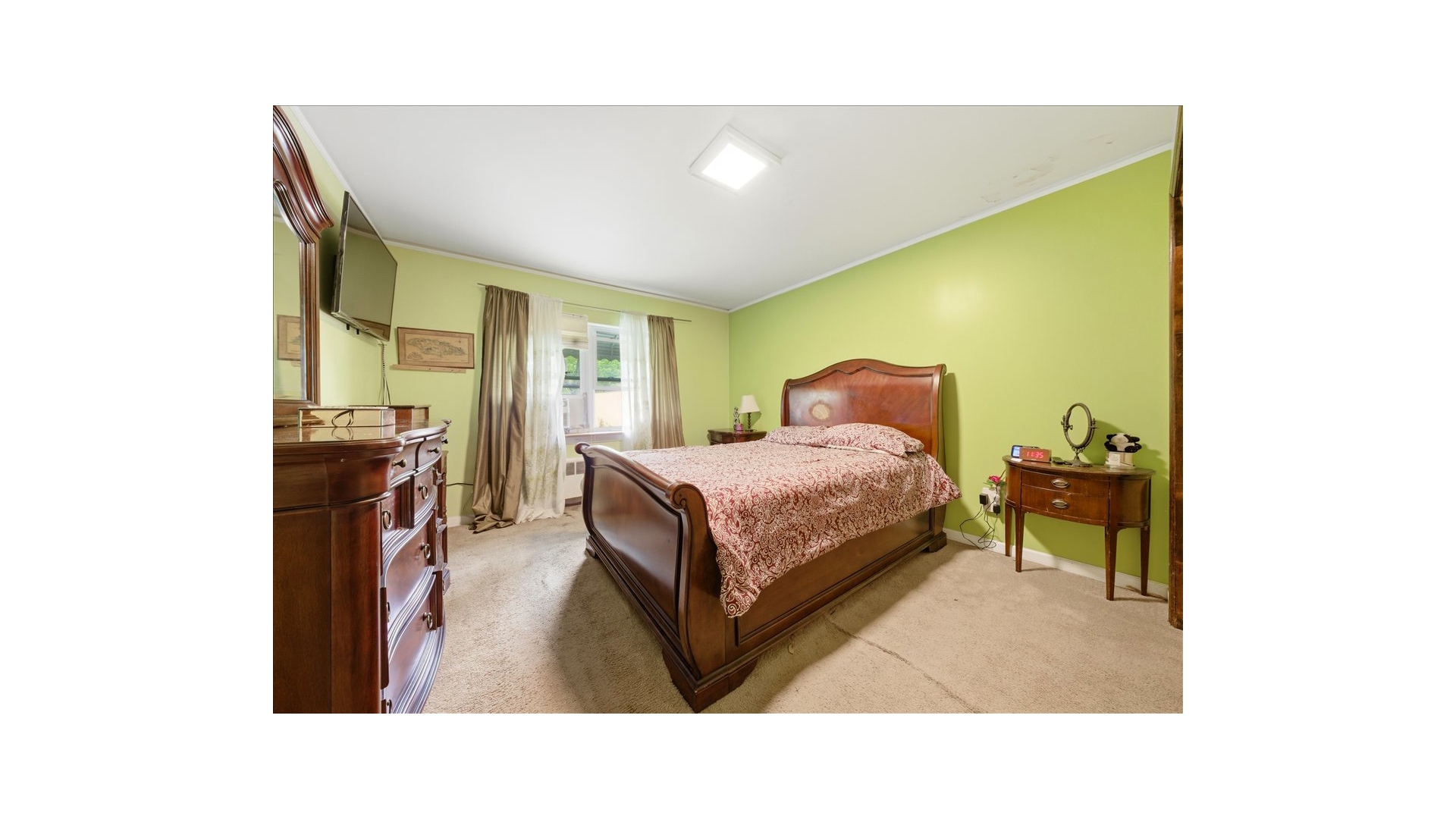 4425 Richardson Avenue Wakefield Bronx NY 10470