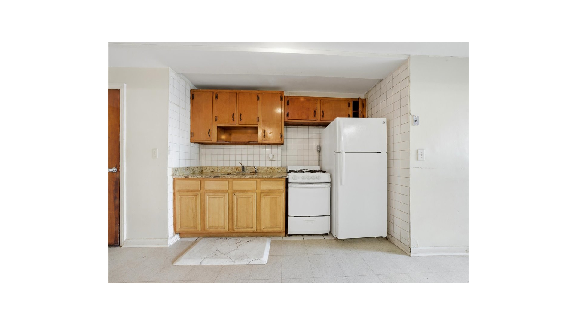 4425 Richardson Avenue Wakefield Bronx NY 10470