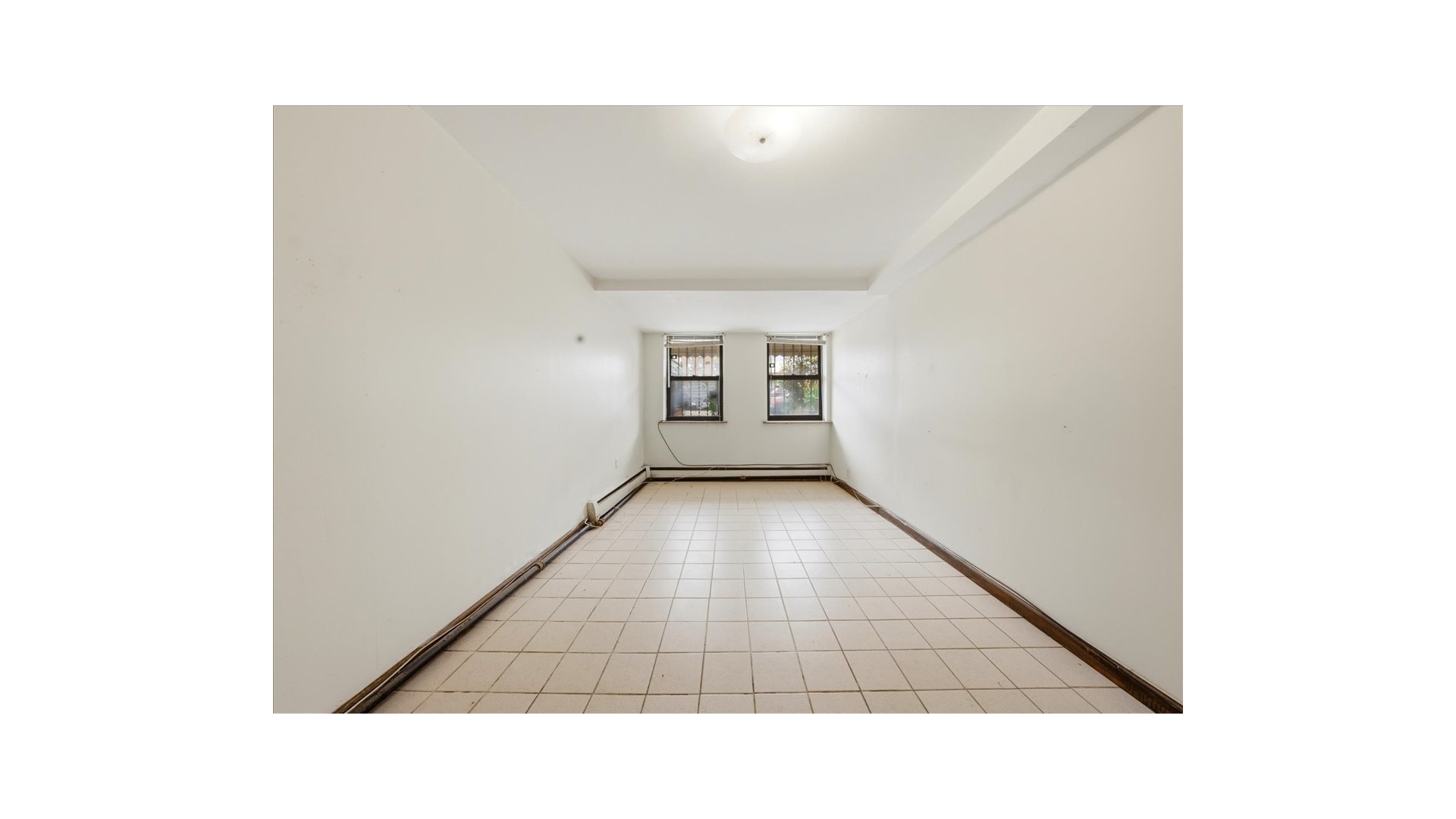 4425 Richardson Avenue Wakefield Bronx NY 10470
