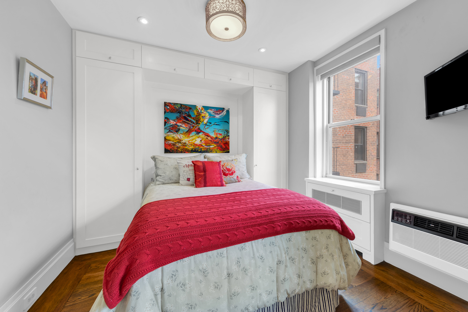 350 Bleecker Street 4VW W. Greenwich Village New York NY 10014