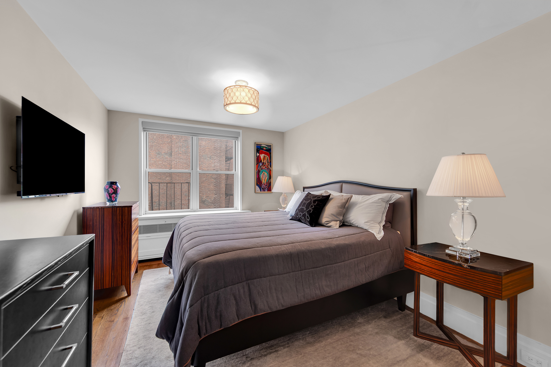 350 Bleecker Street 4VW W. Greenwich Village New York NY 10014