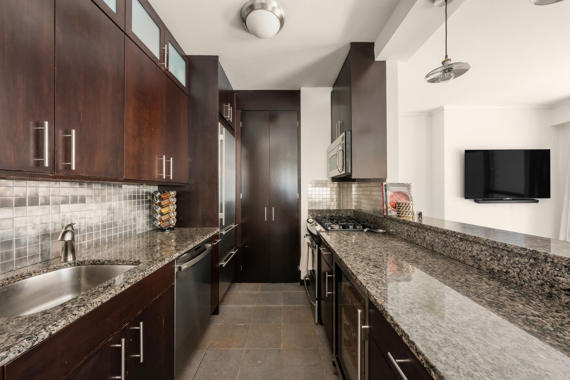 200 East 69th Street 7L Upper East Side New York NY 10021