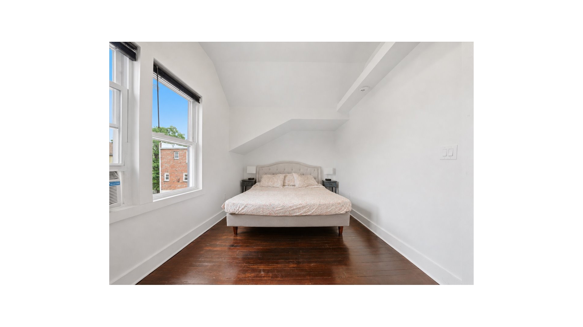 916 Clarence Avenue Throgs Neck Bronx NY 10465