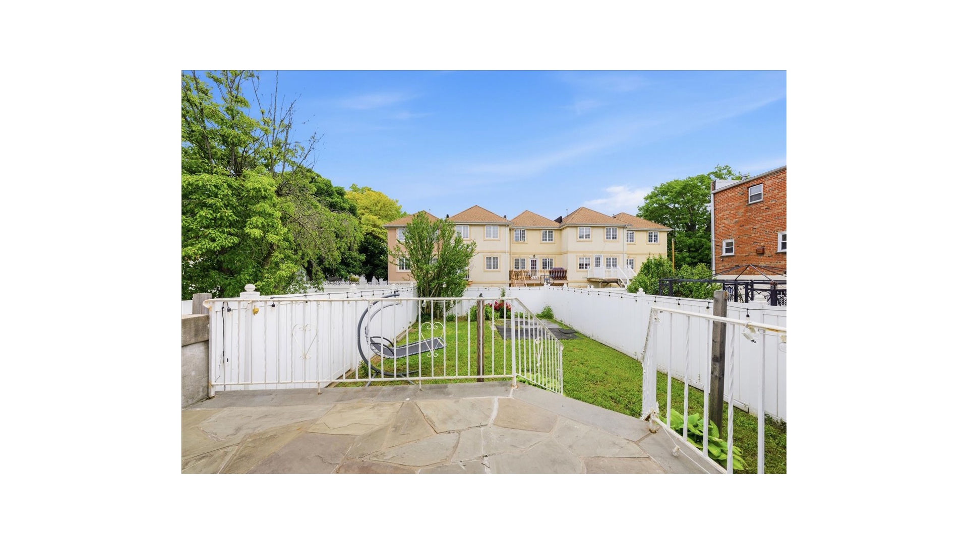 916 Clarence Avenue Throgs Neck Bronx NY 10465