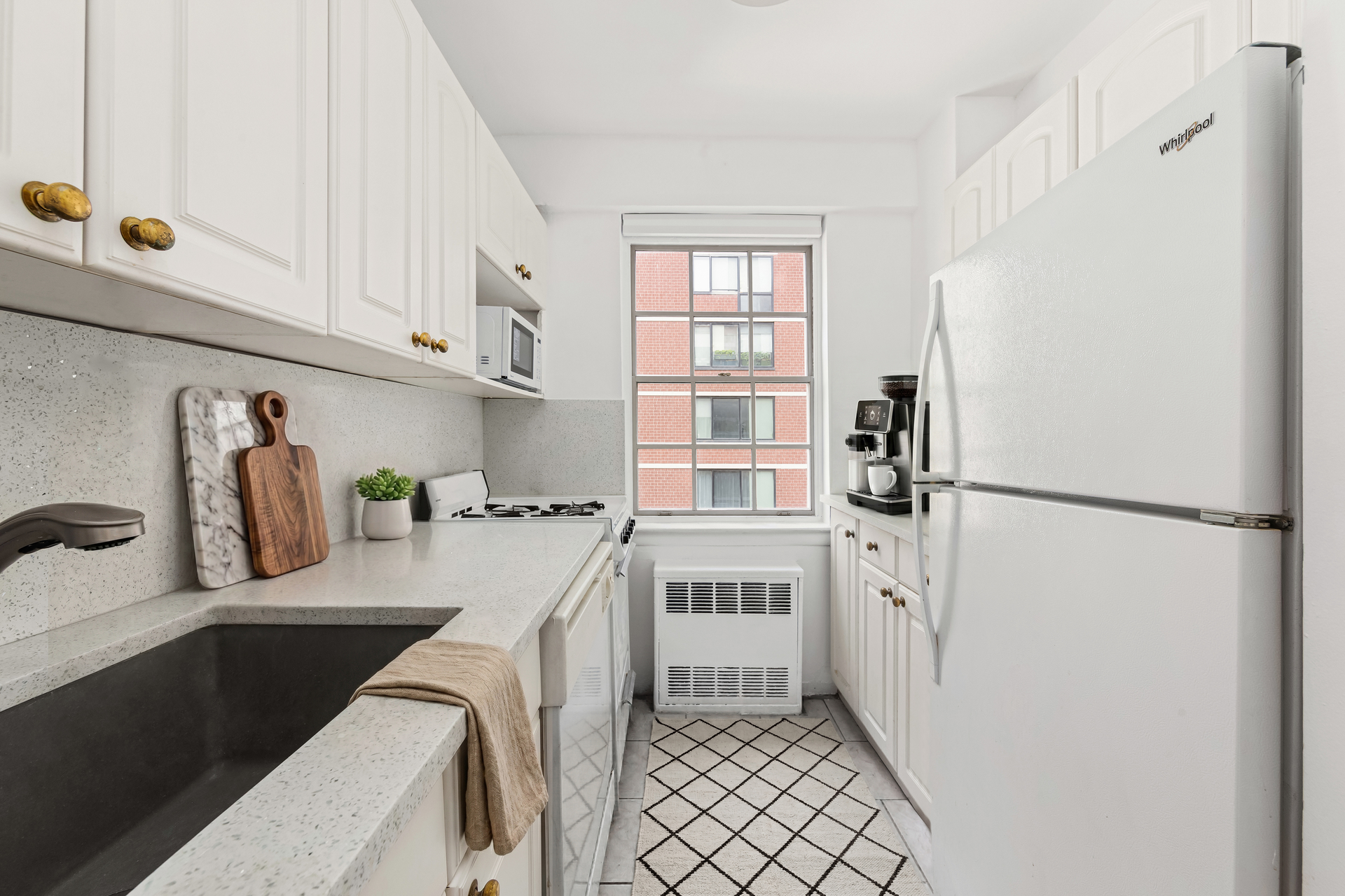 240 East 55th Street 10G Turtle Bay New York NY 10022