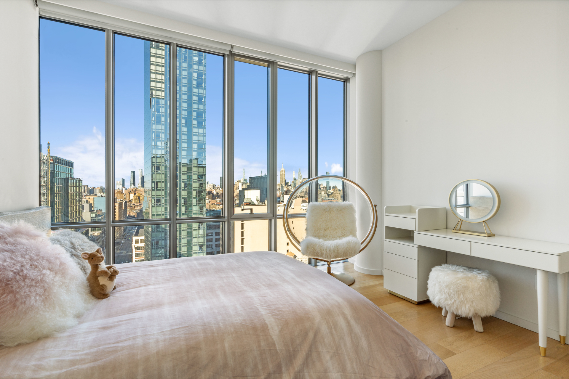 565 Broome Street N26A Soho New York NY 10013