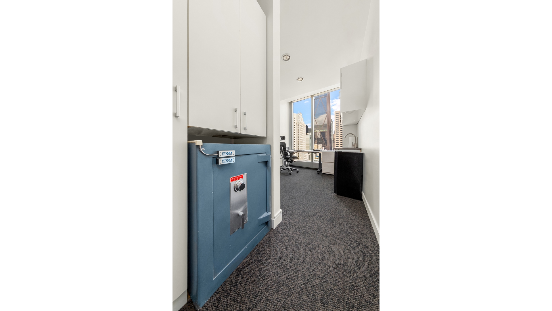 50 West 47th Street 20E Midtown West New York NY 10036