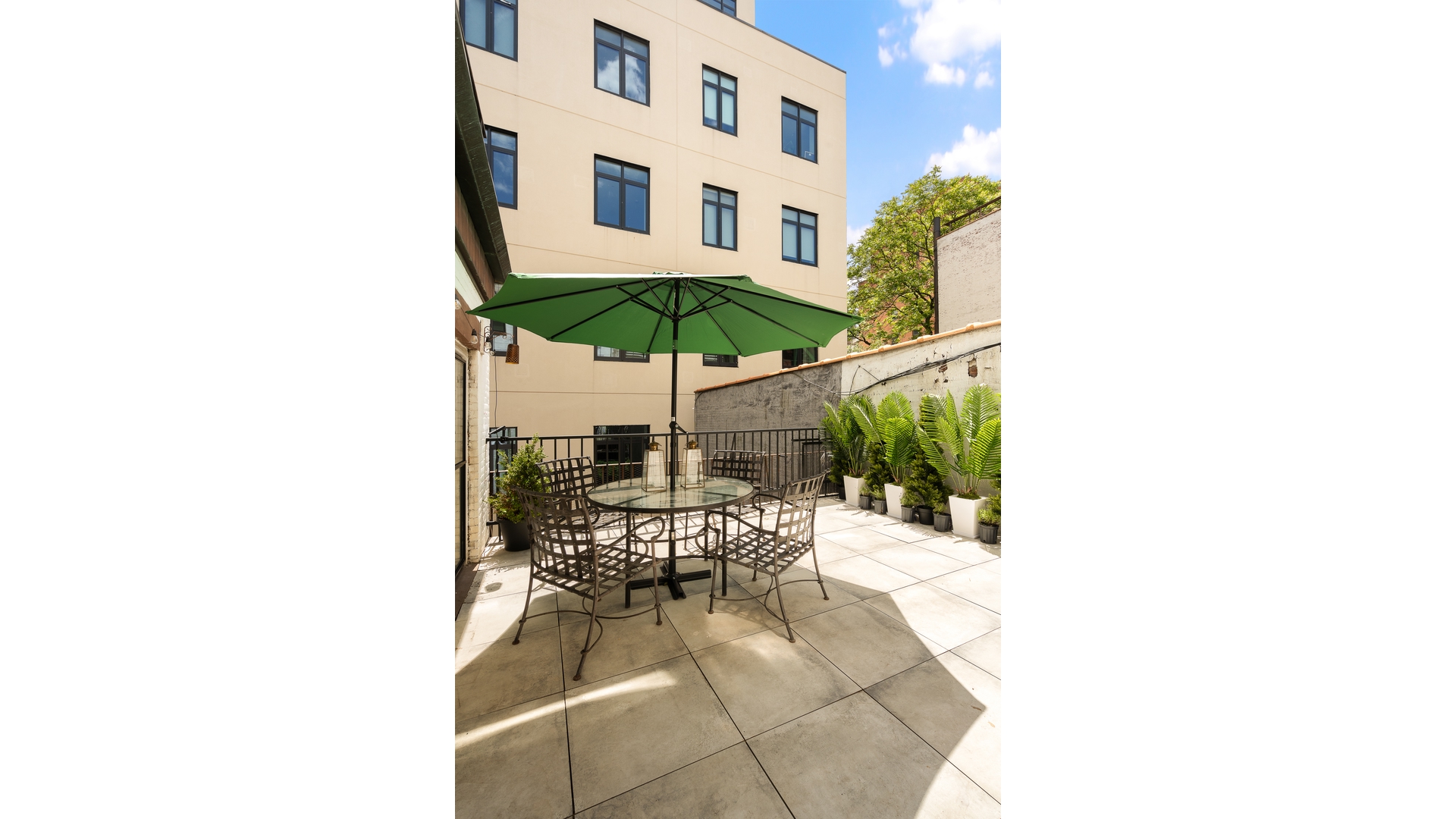 428 West 20th Street Chelsea New York NY 10011