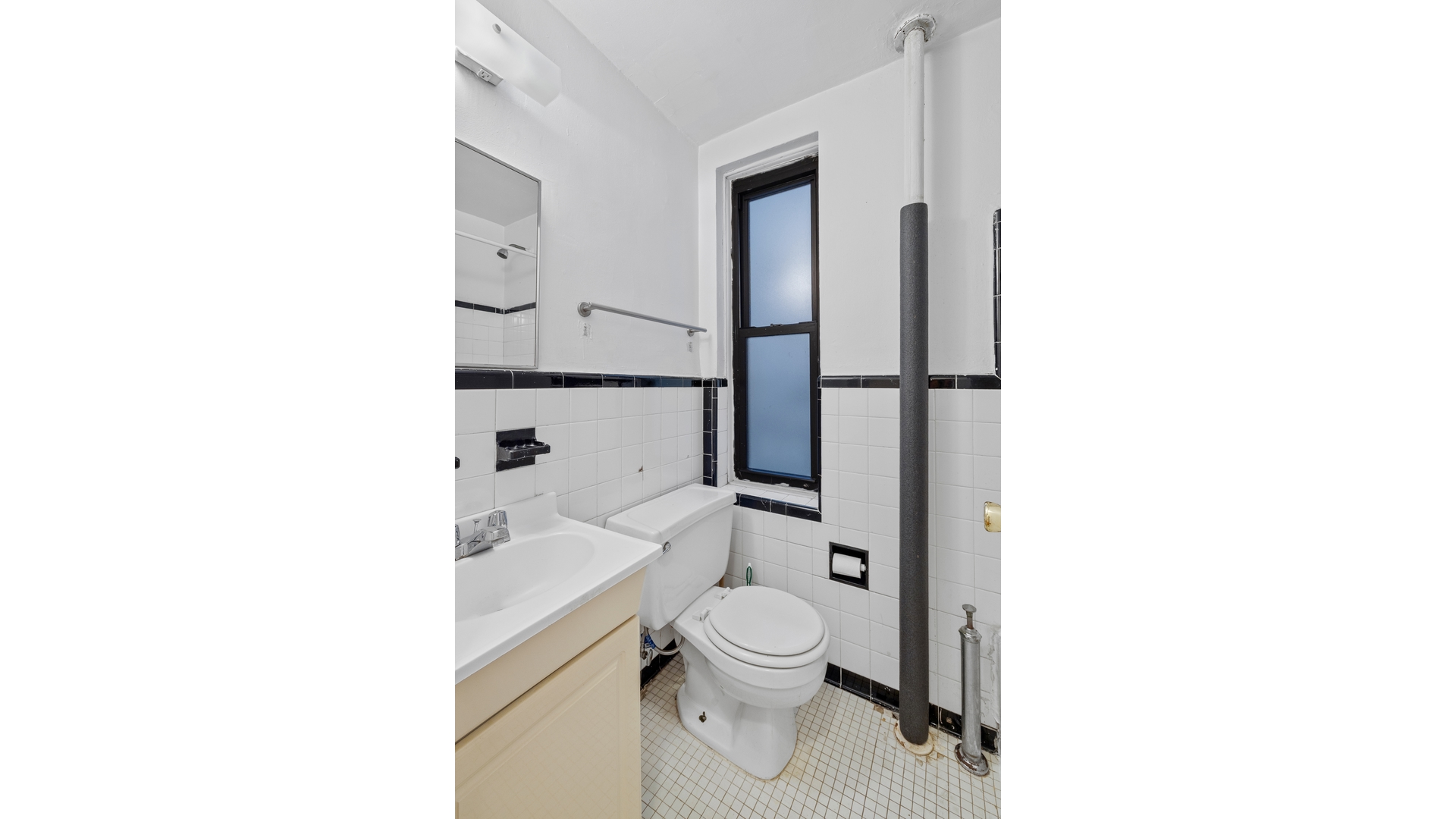 212 East 84th Street 3C Upper East Side New York NY 10028