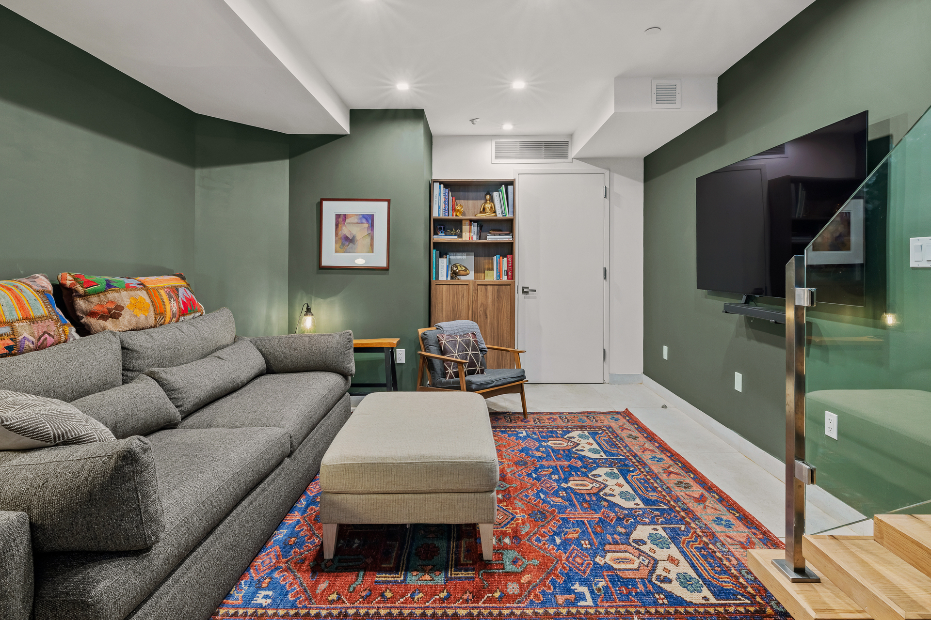 55 Maspeth Avenue 1F East Williamsburg Brooklyn NY 11211