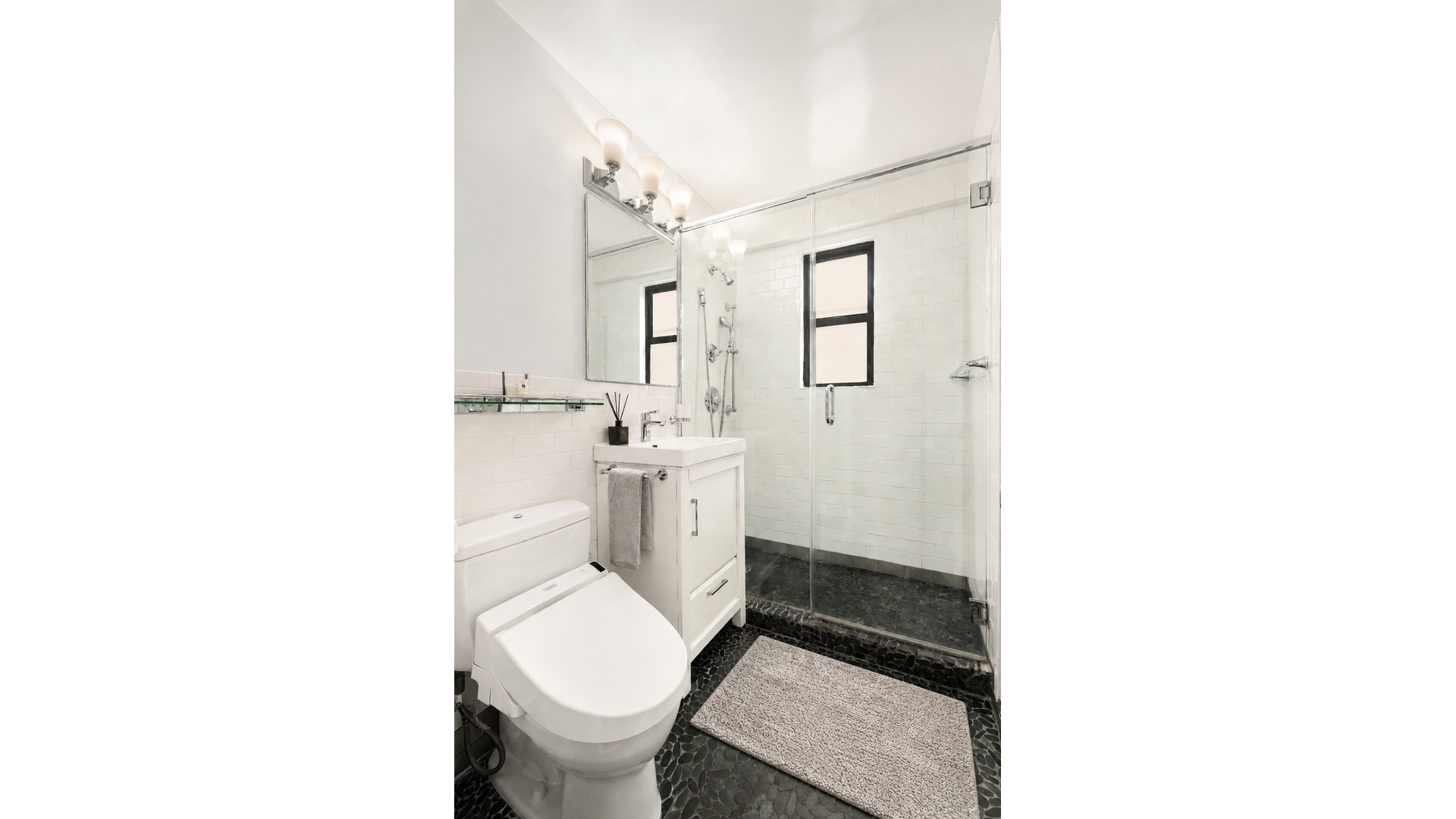 201 East 28th Street 7R Kips Bay New York NY 10016