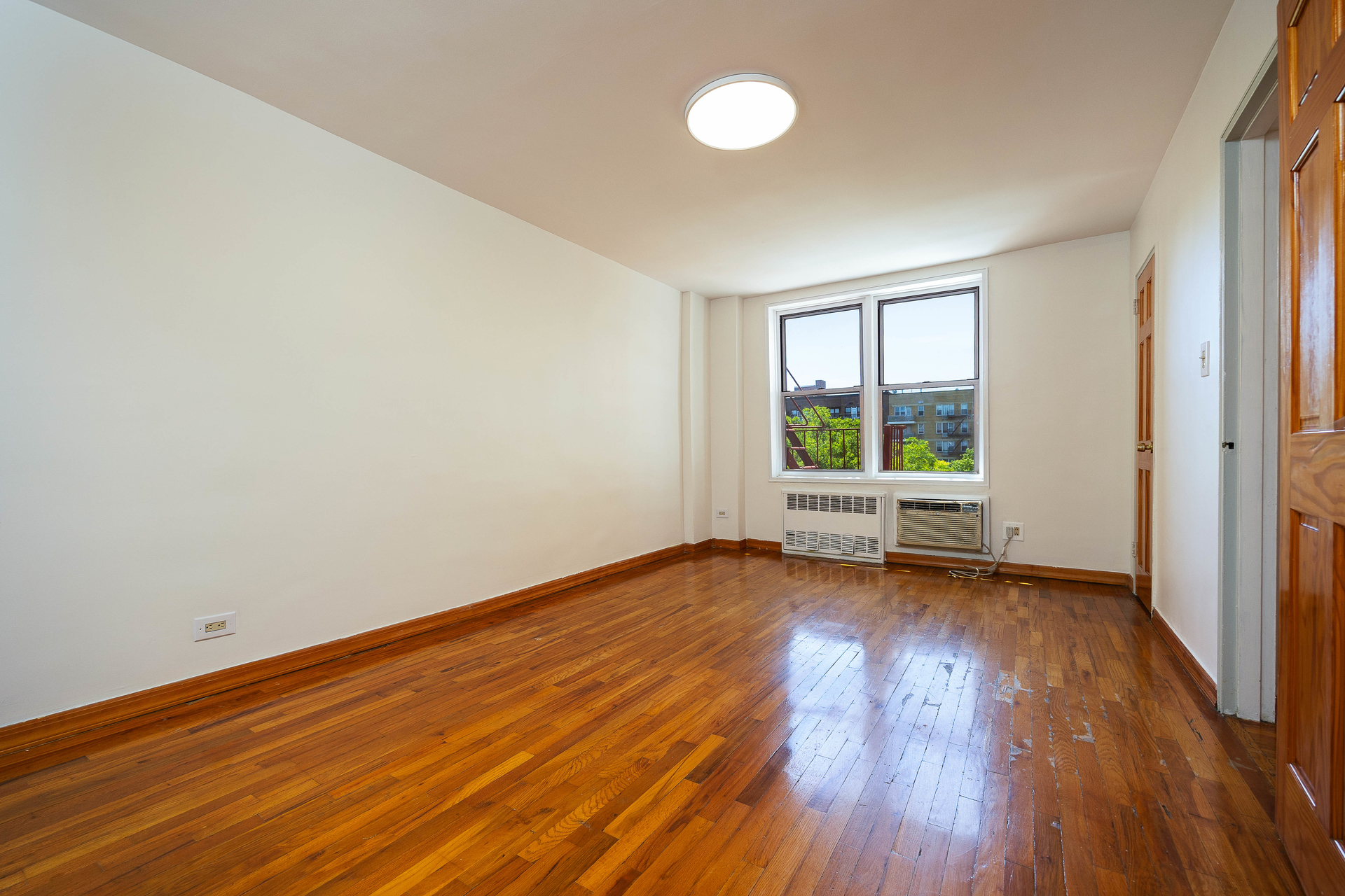 525 Ocean Parkway 4A Kensington Brooklyn NY 11218
