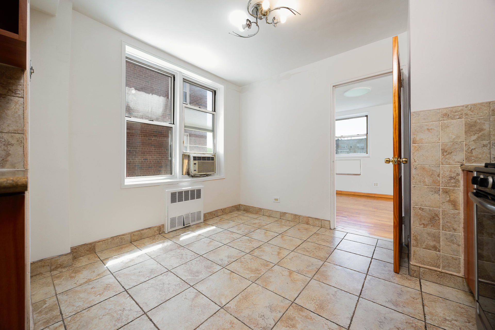 525 Ocean Parkway 4A Kensington Brooklyn NY 11218