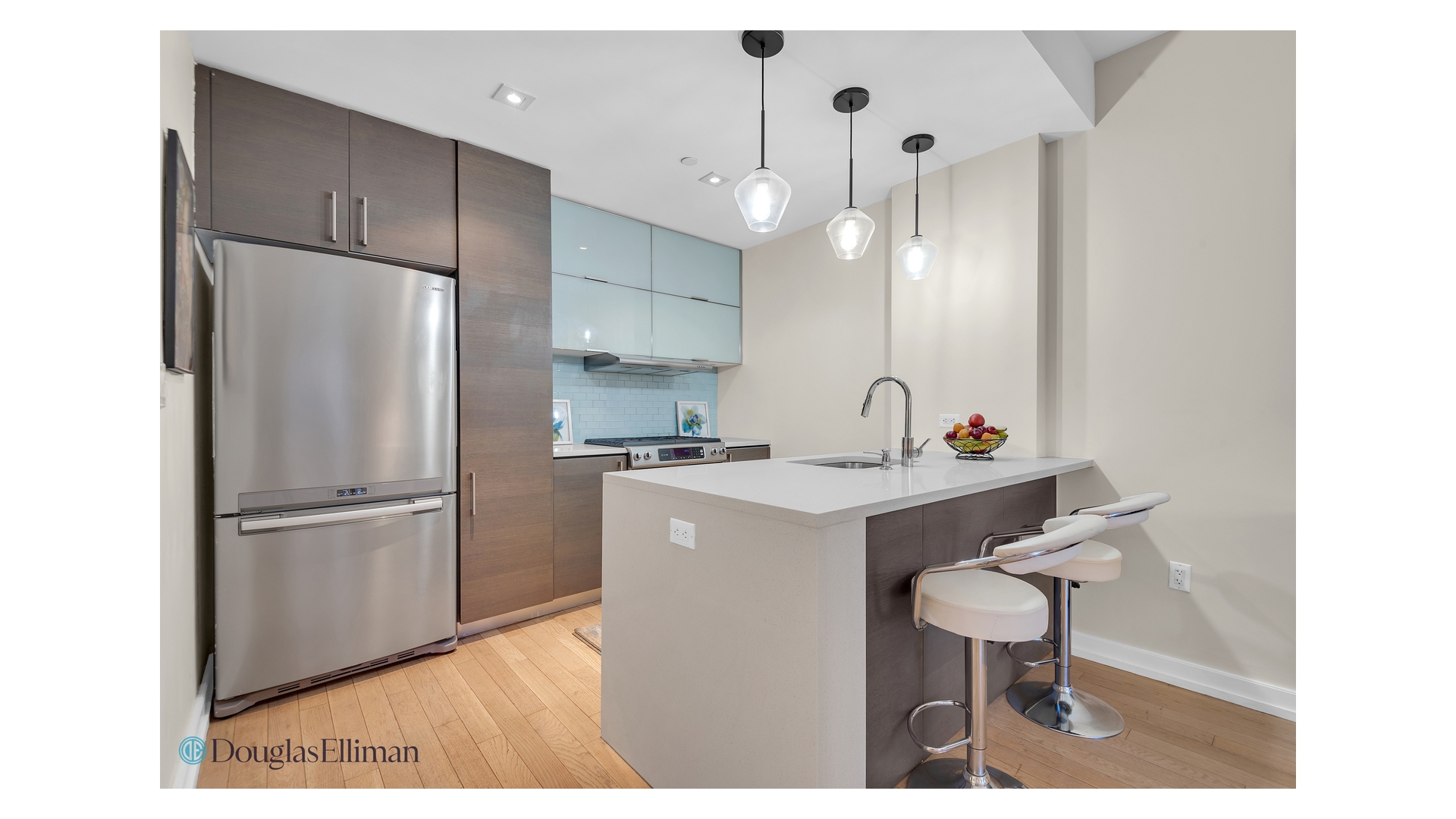 21-45 44th Drive Long Island City Queens NY 11101