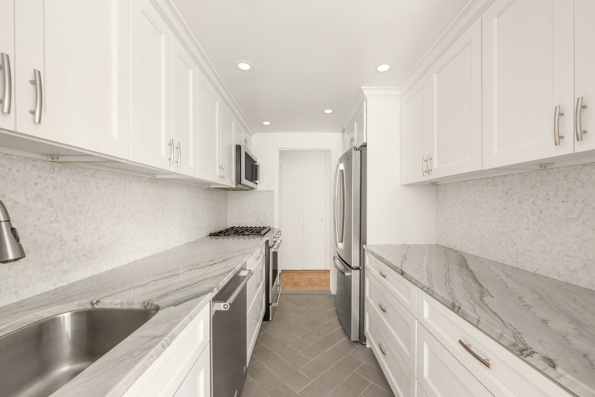 420 East 51st Street Beekman Place New York NY 10022