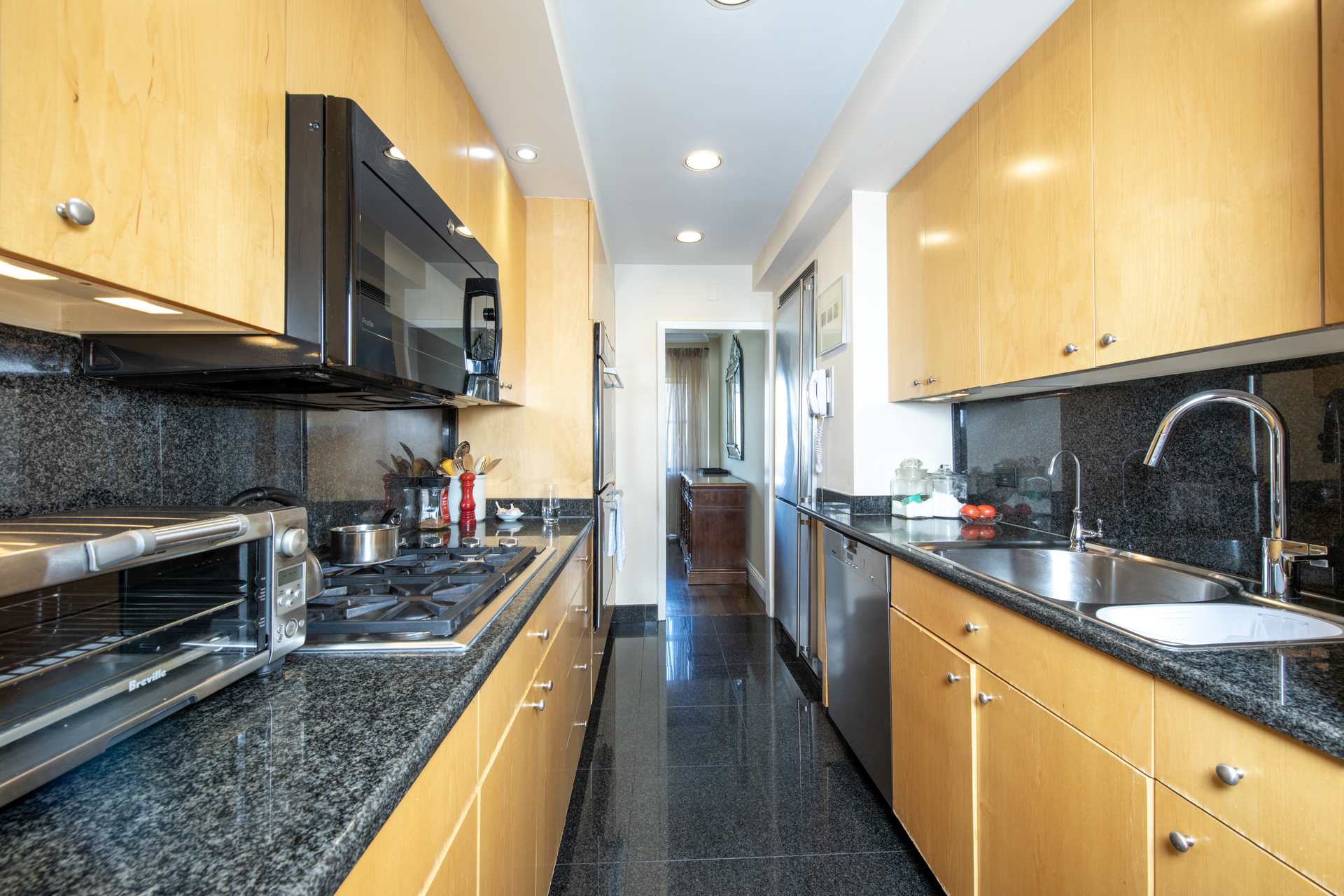 165 East 72nd Street Upper East Side New York NY 10021