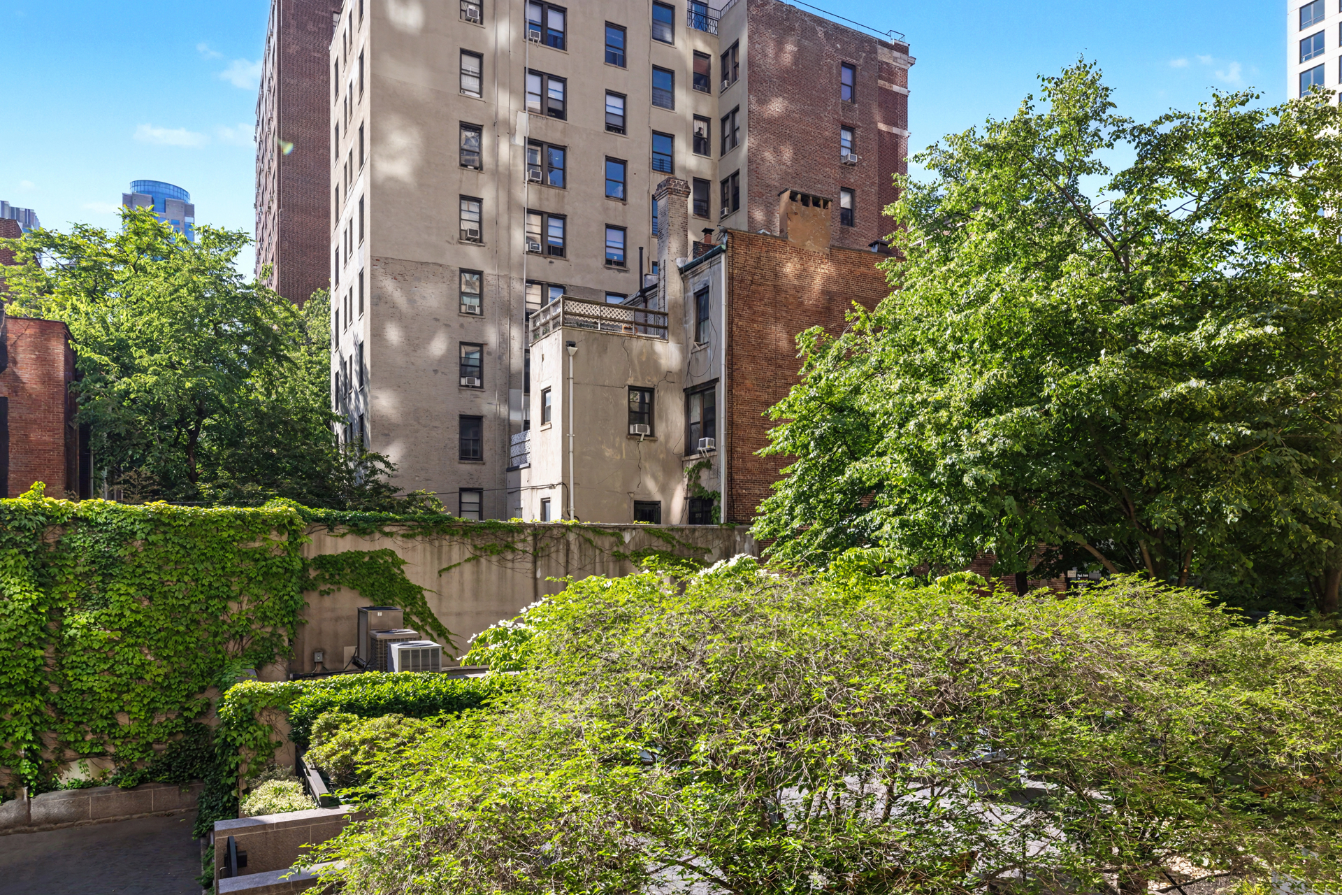 201 West 70th Street 2L Lincoln Square New York NY 10023