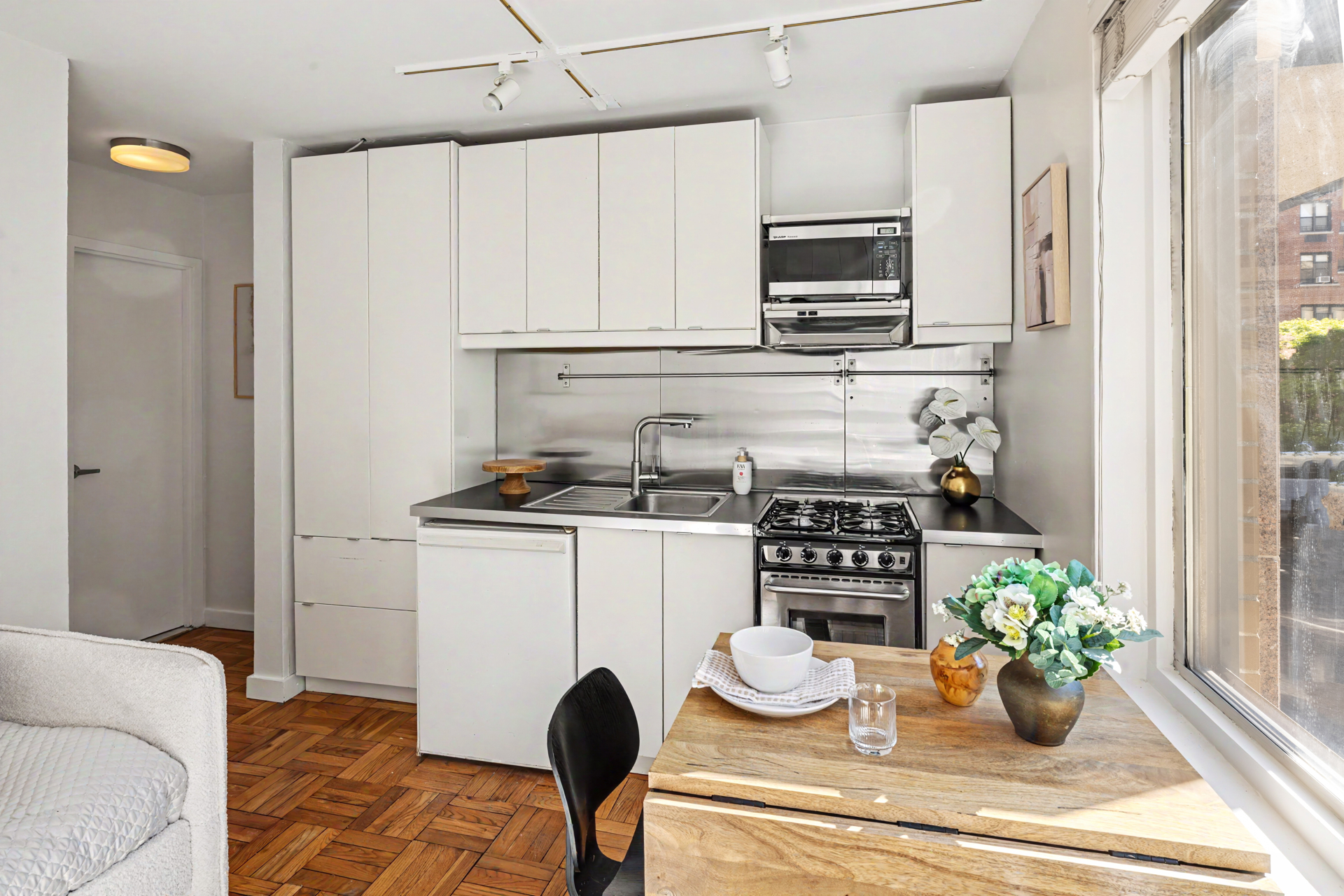 201 West 70th Street 2L Lincoln Square New York NY 10023