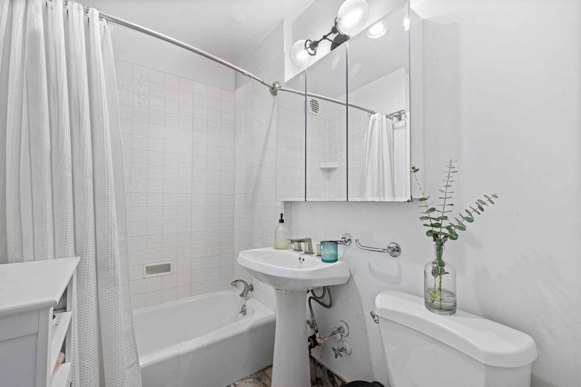 234 East 14th Street 5A E. Greenwich Village New York NY 10003