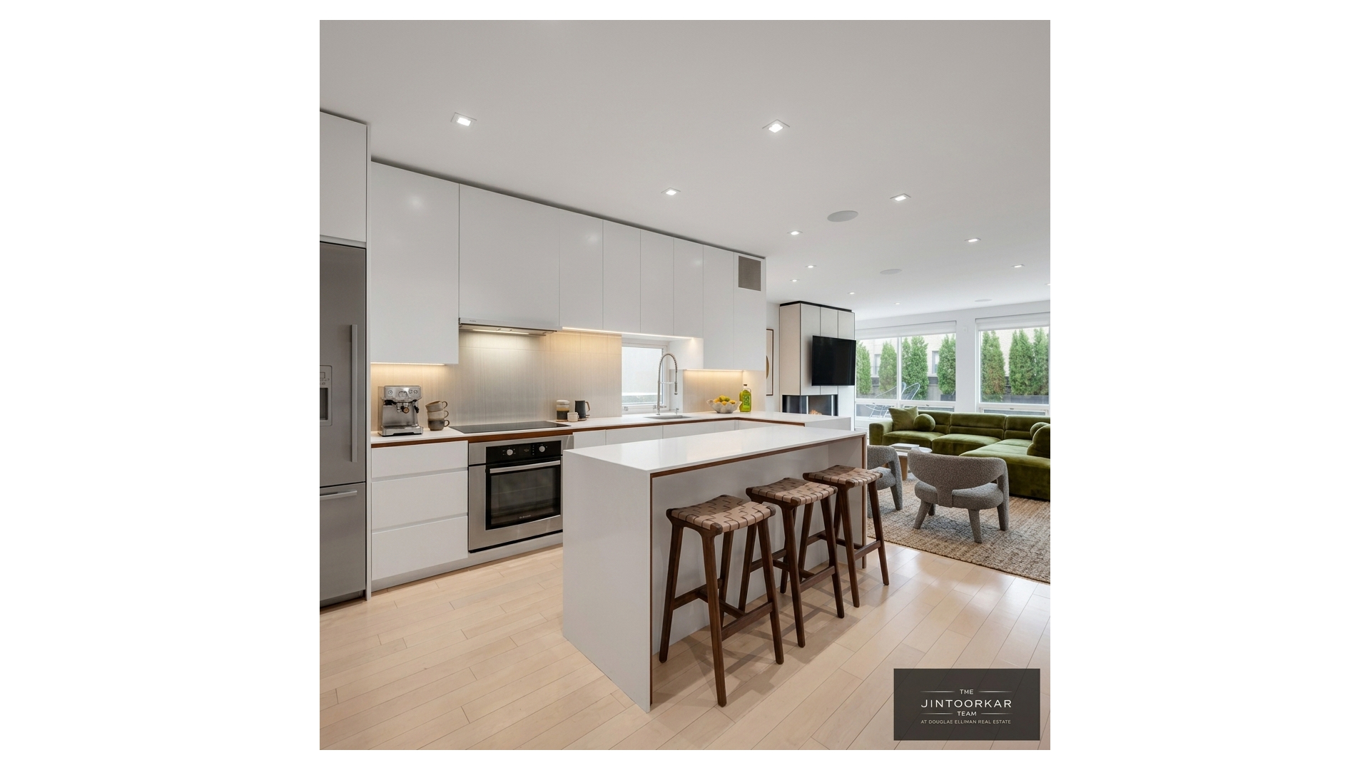 152 West 58th Street PH8 Midtown West New York NY 10019