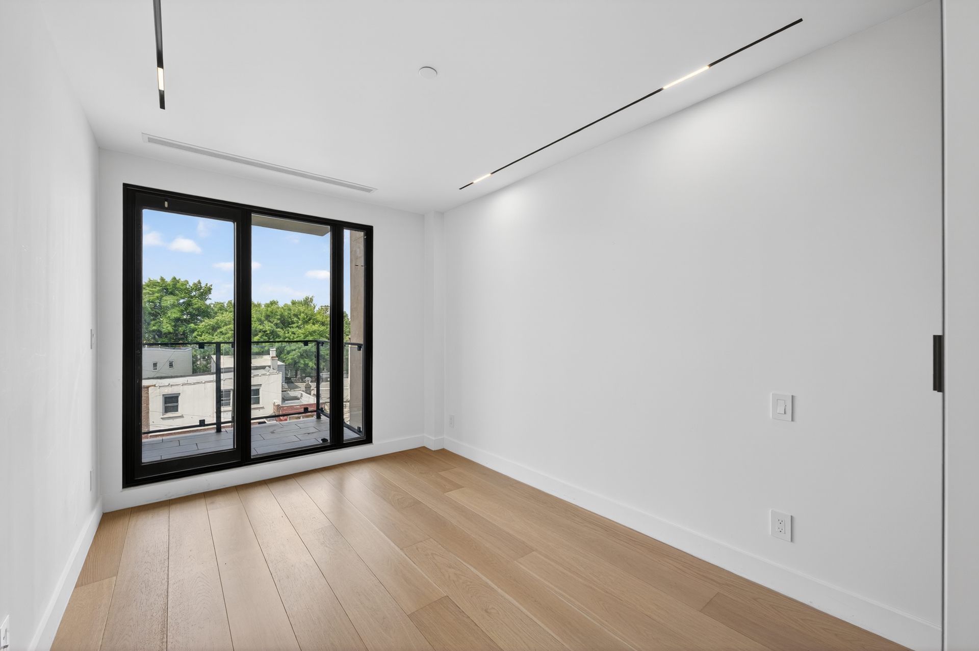 61 North Henry Street 3 Greenpoint Brooklyn NY 11222