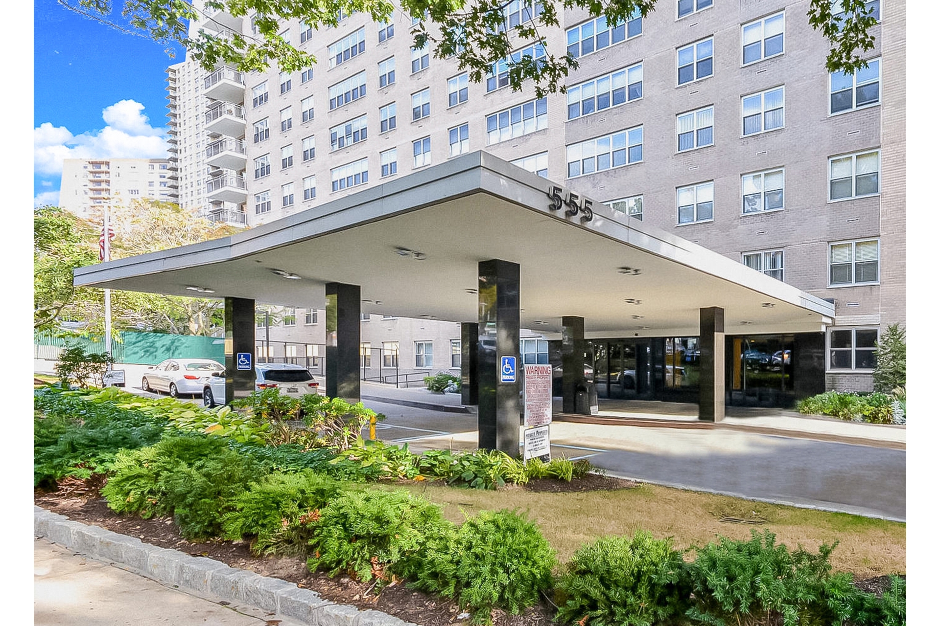 555 Kappock Street 2T Spuyten Duyvil Bronx NY 10463