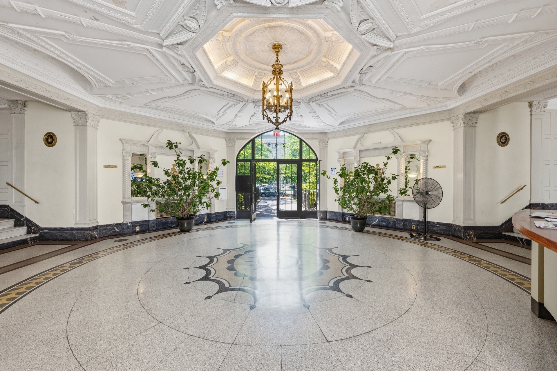 255 Eastern Parkway E12 Crown Heights Brooklyn NY 11238