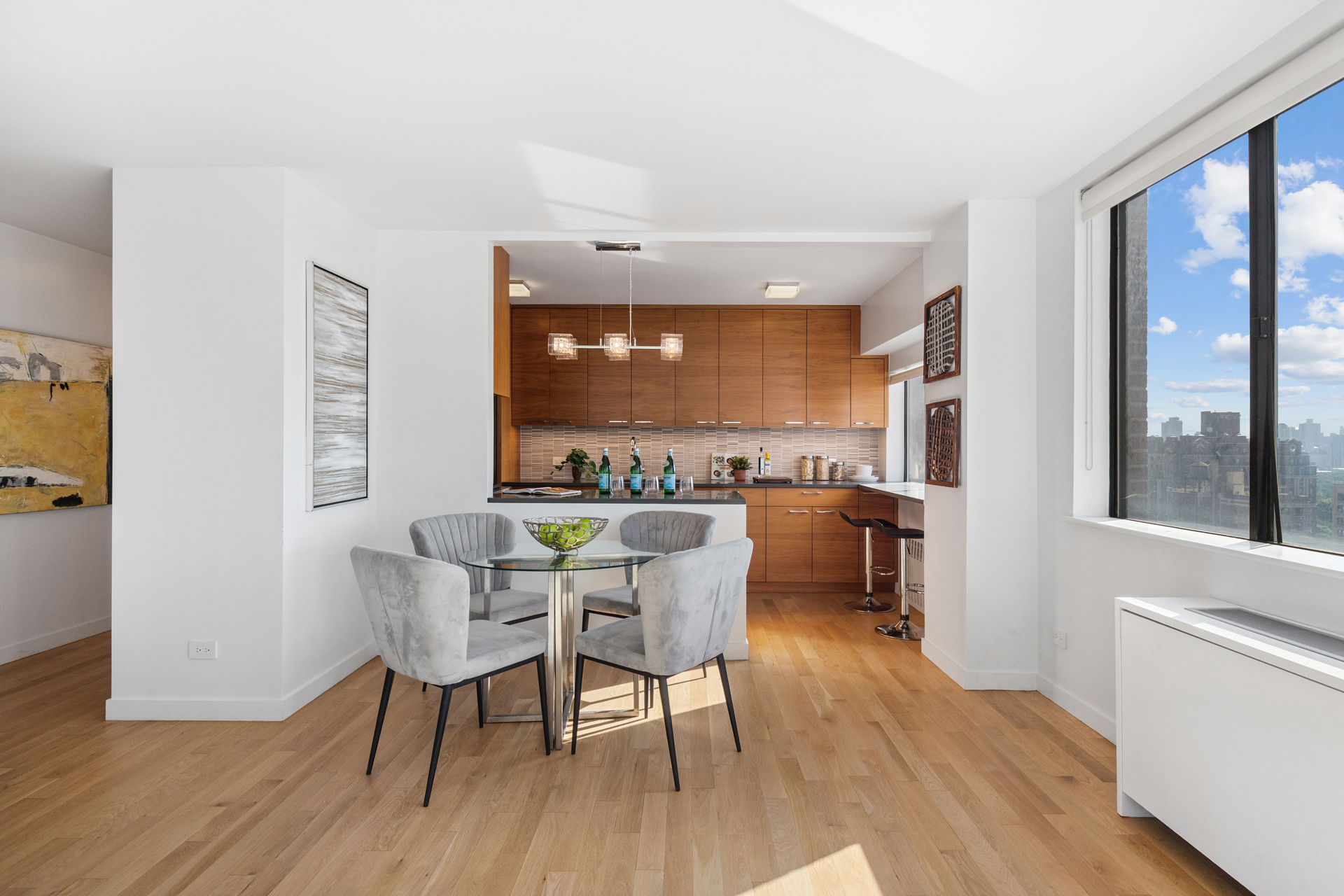 45 West 67th Street 22B Lincoln Square New York NY 10023