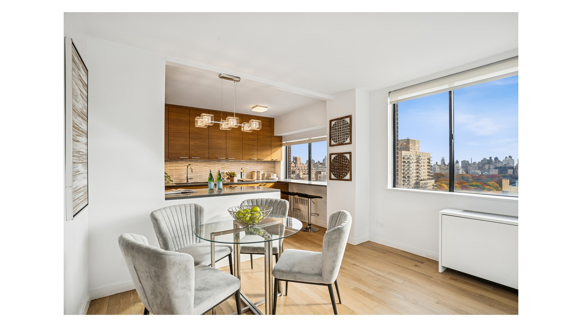 45 West 67th Street 22B Lincoln Square New York NY 10023