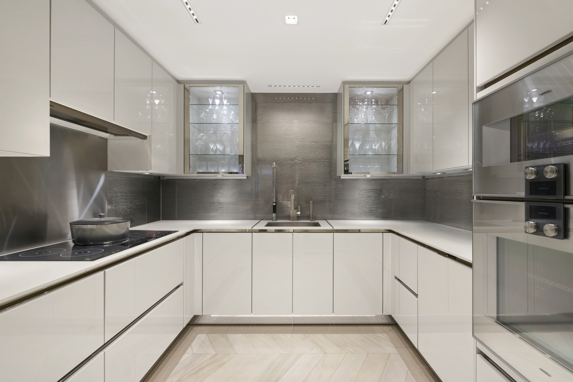 52 East 72nd Street 7 Upper East Side New York NY 10021