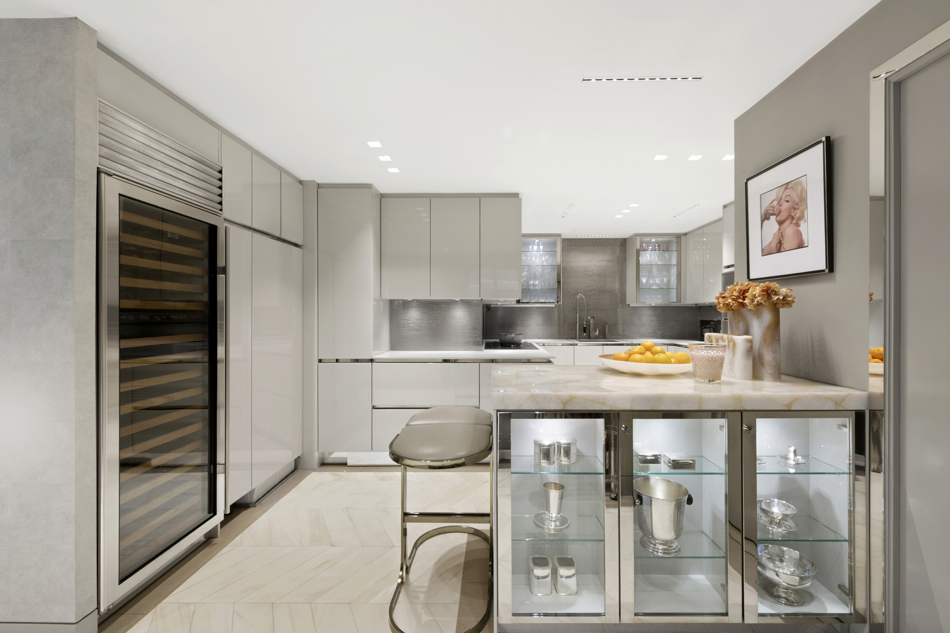 52 East 72nd Street 7 Upper East Side New York NY 10021