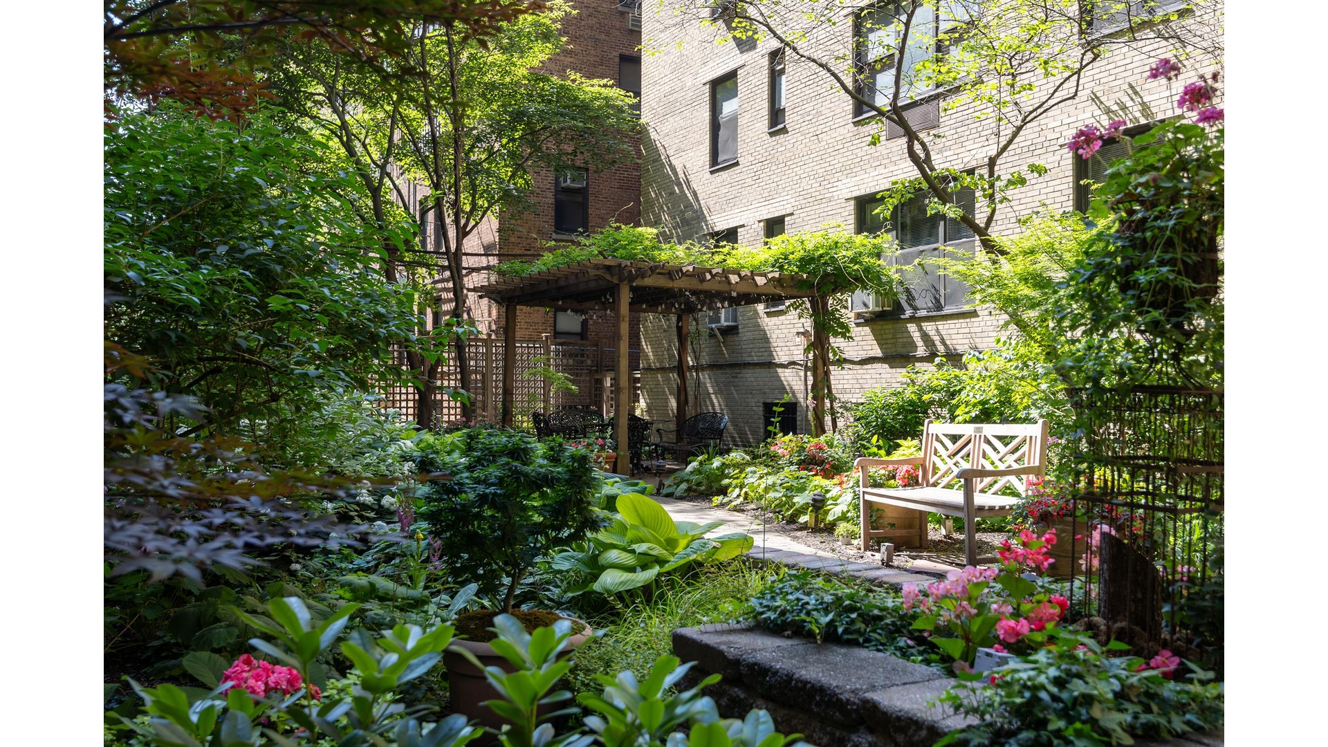 411 East 53rd Street 14B Sutton Place New York NY 10022