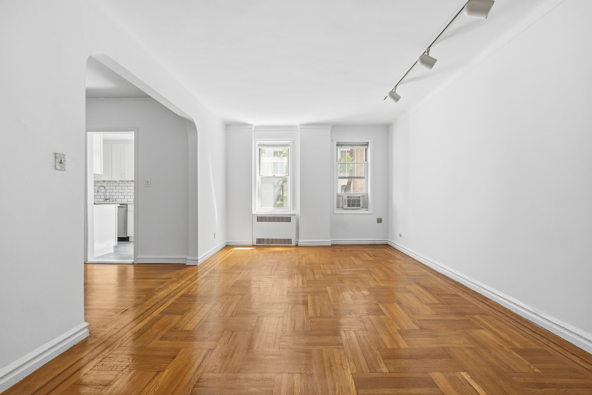 601 East 19th Street 4M Ditmas Park Brooklyn NY 11226