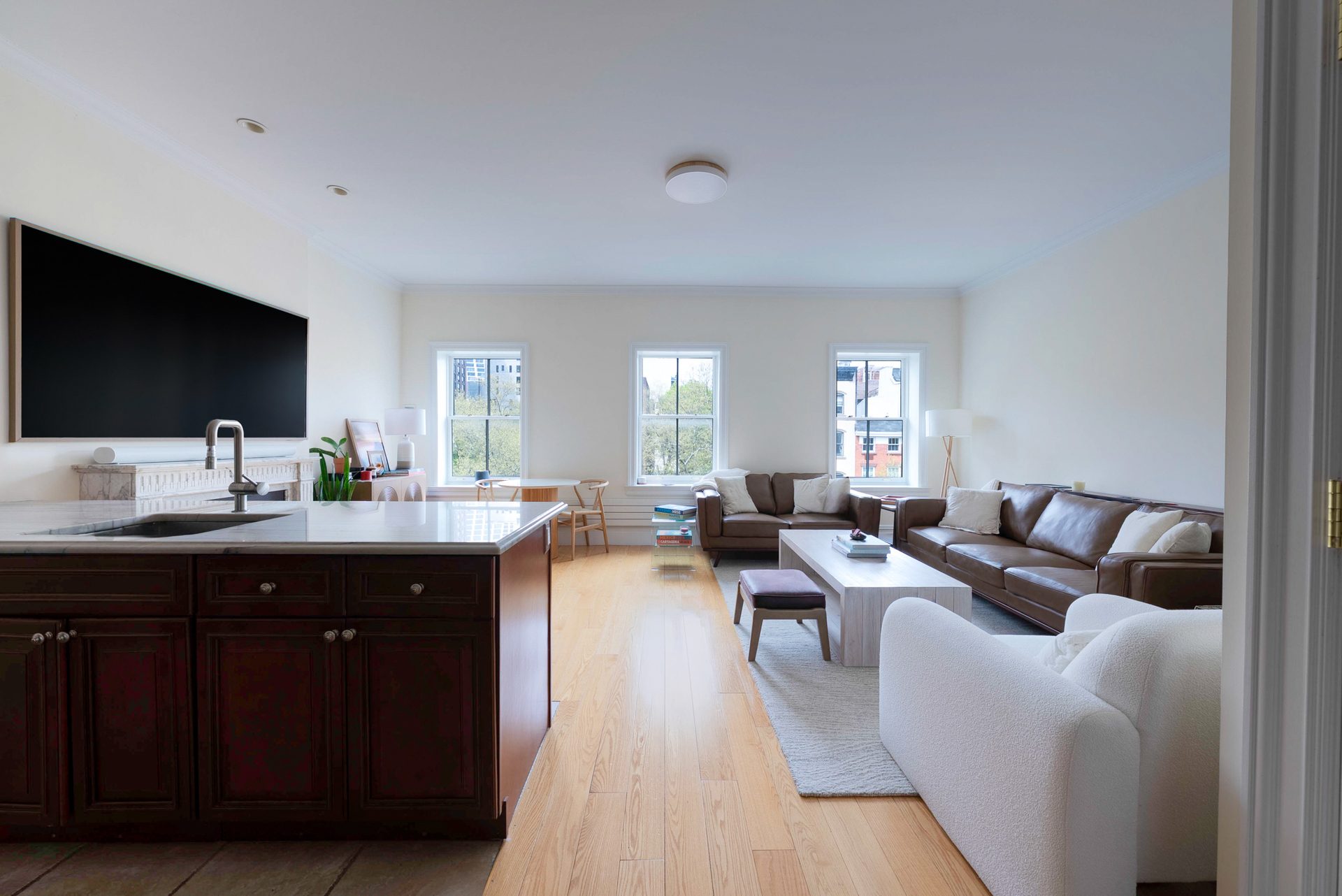 152 Ninth Avenue 2 Chelsea New York NY 10011