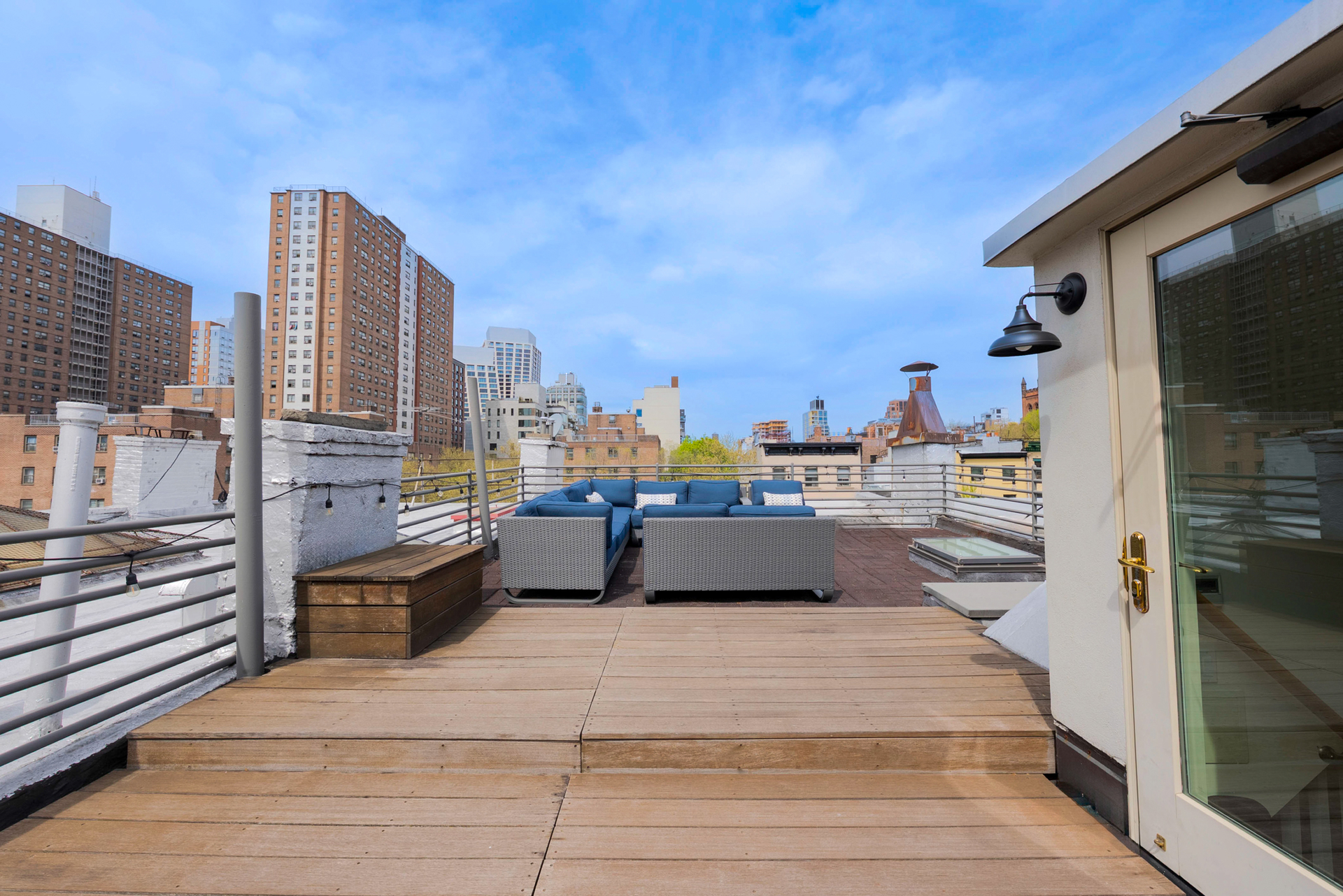 152 Ninth Avenue 2 Chelsea New York NY 10011