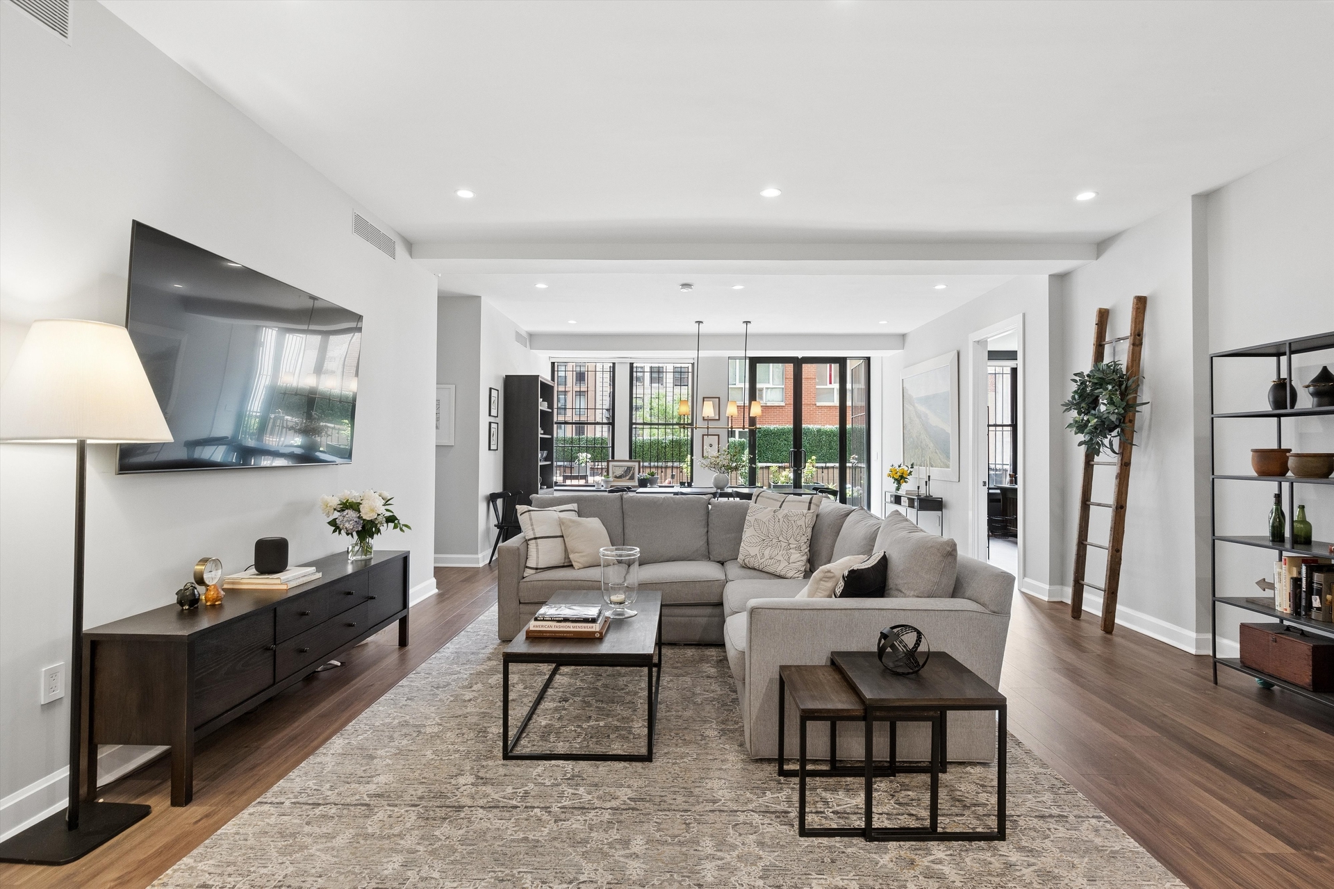 252 West 30th Street 2B Chelsea New York NY 10001