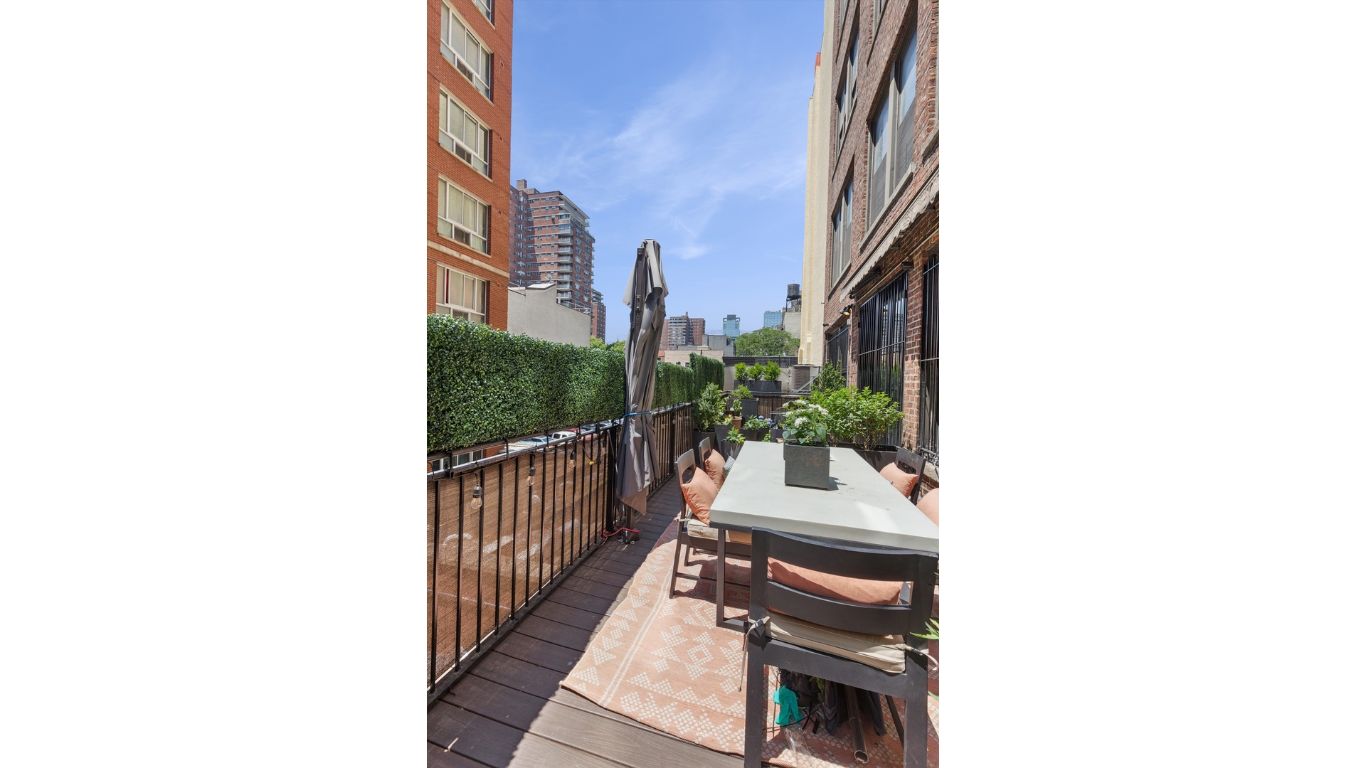 252 West 30th Street 2B Chelsea New York NY 10001