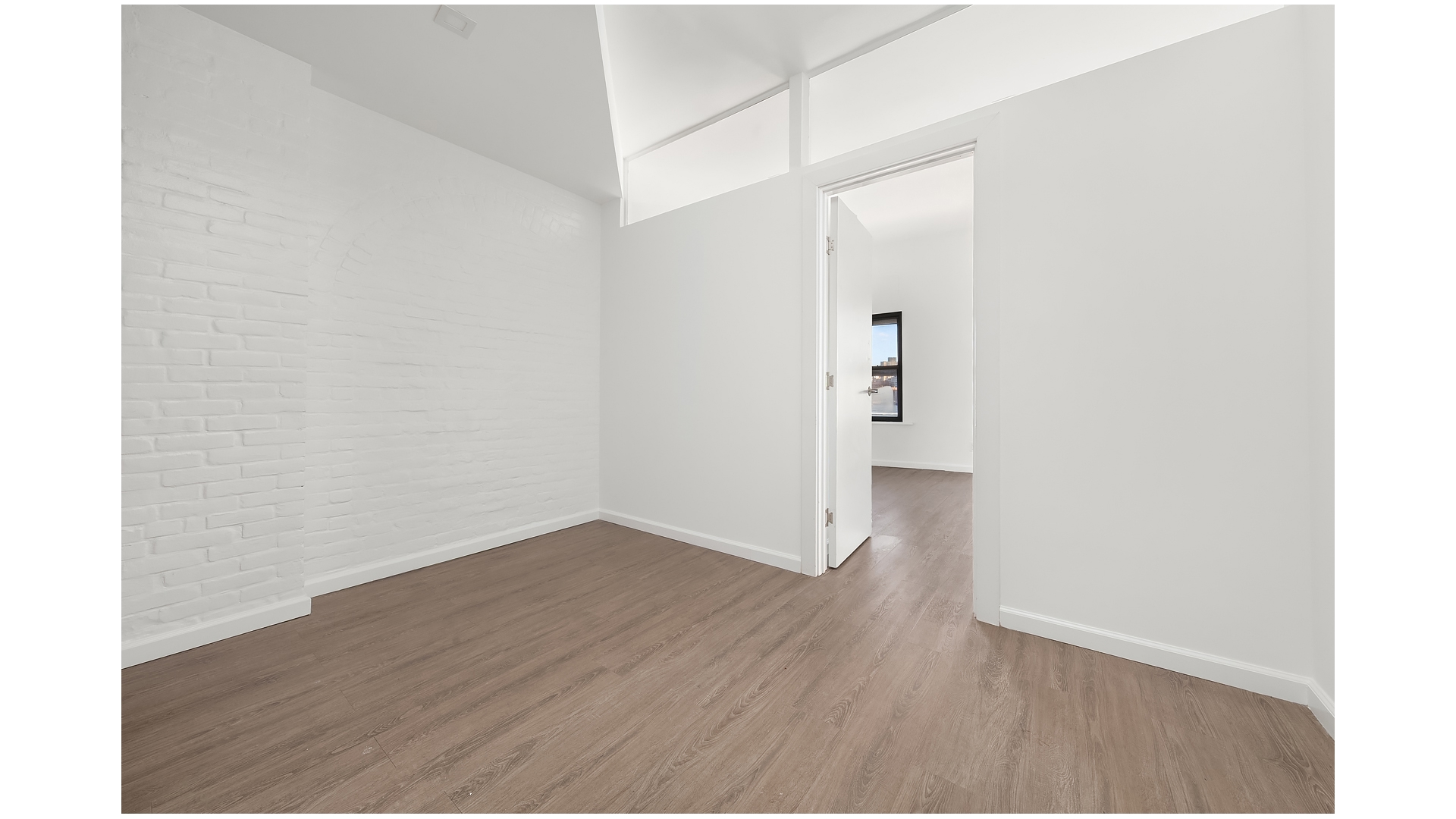 42 Peck Slip Financial District New York NY 10038