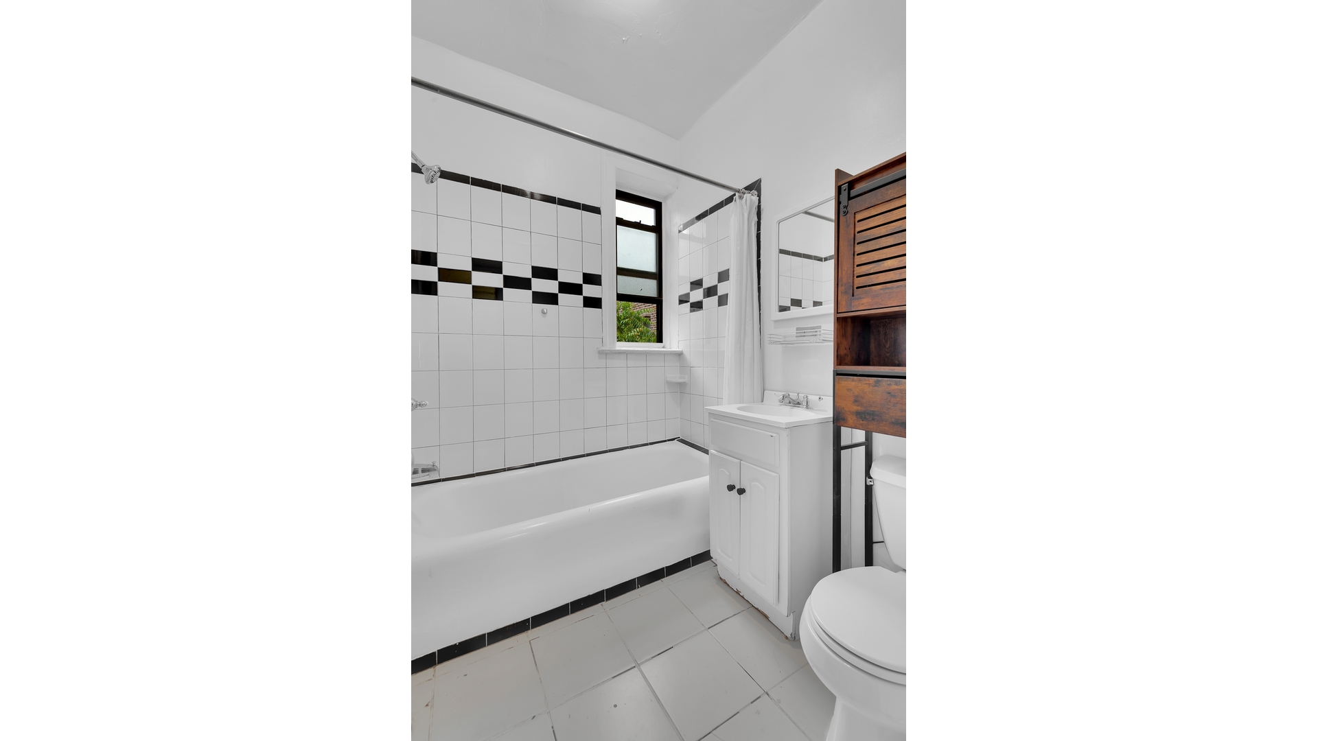 918 East 14th Street F3 Midwood Brooklyn NY 11230