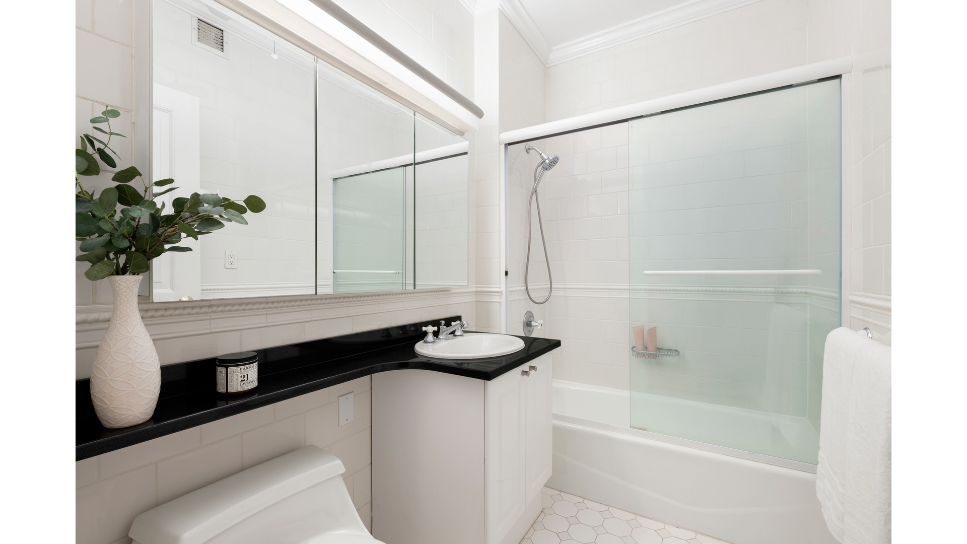 350 East 82nd Street 2G Upper East Side New York NY 10028