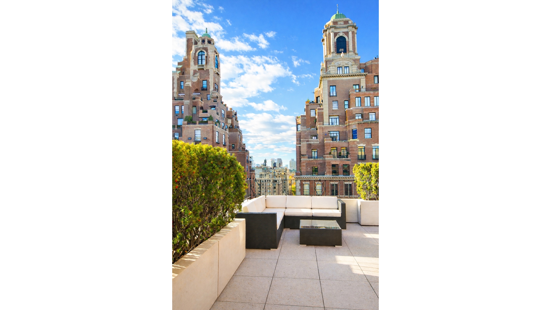 785 Park Avenue 17BC Upper East Side New York NY 10021