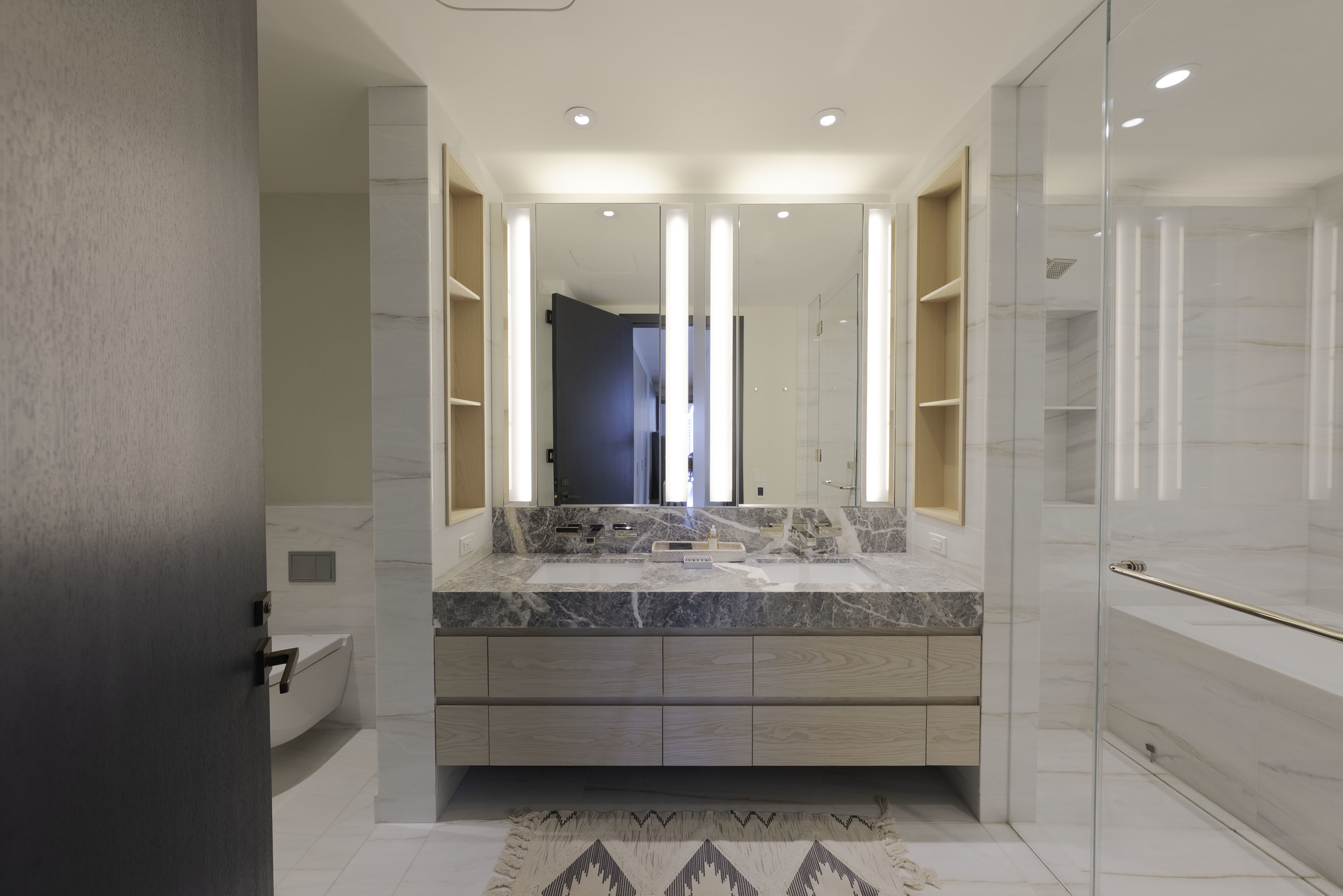 125 Greenwich Street 25C Financial District New York NY 10006
